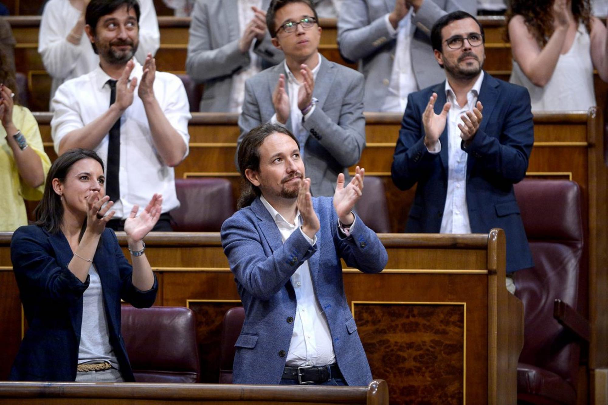 Irene Montero Pablo Iglesias Congreso