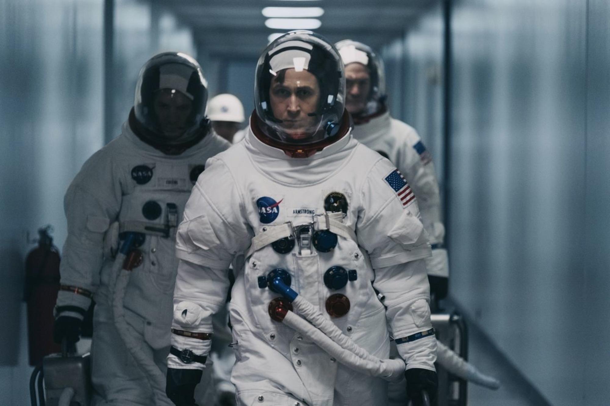 Fotograma de la película 'El primer hombre'.