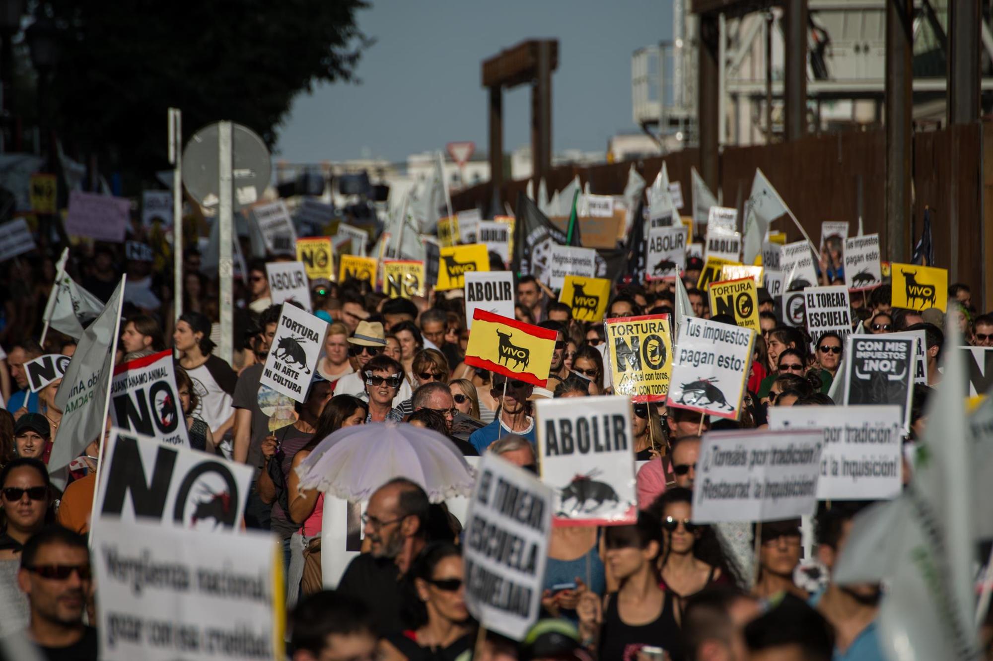 Manifestación antitaurina