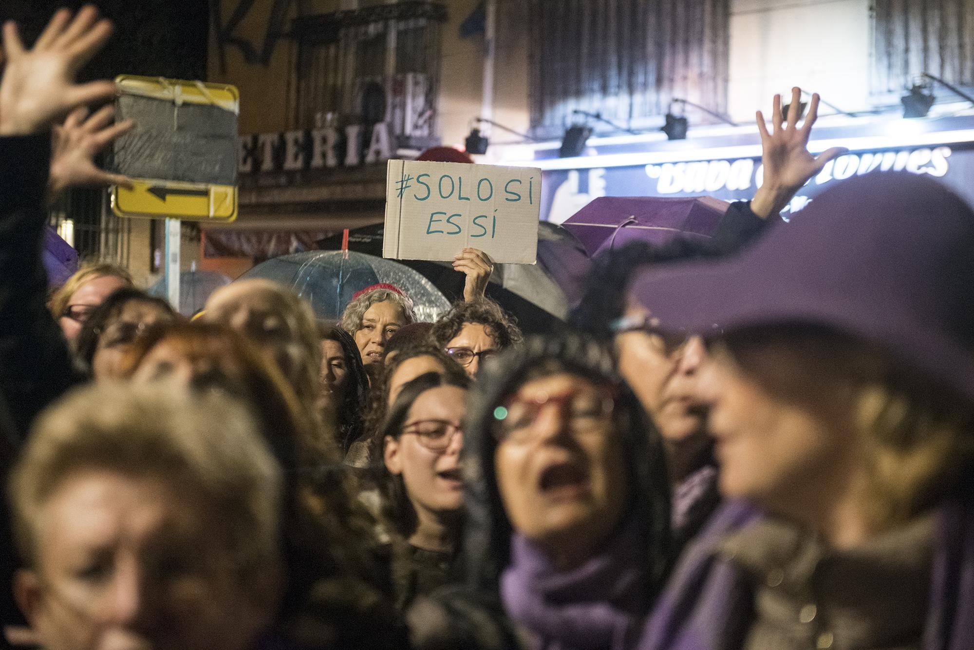 Manifestacion contra la sentencia del 'caso Manresa' en Madrid - 3