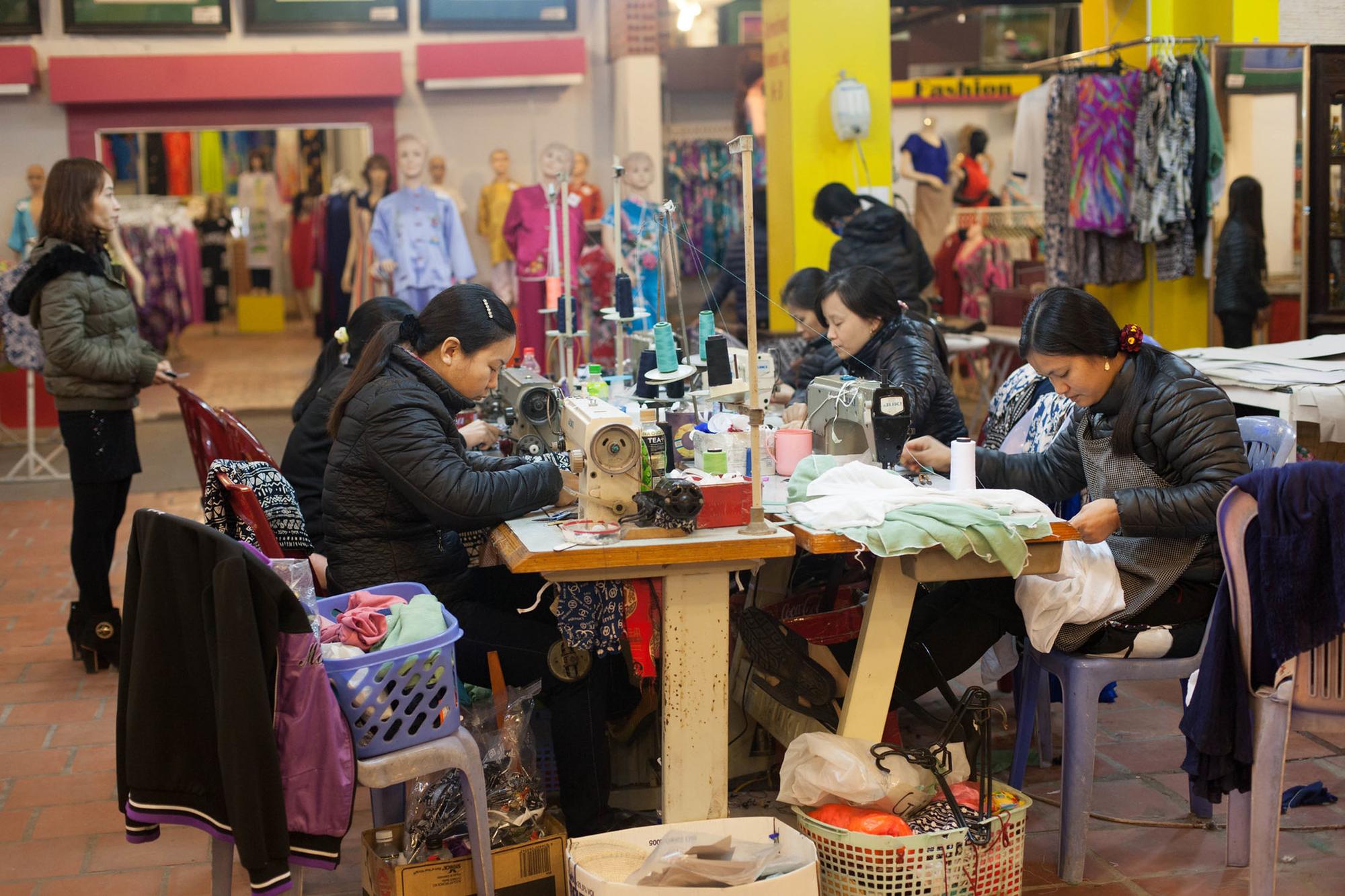 trabajadoras de la industria textil en Vietnam