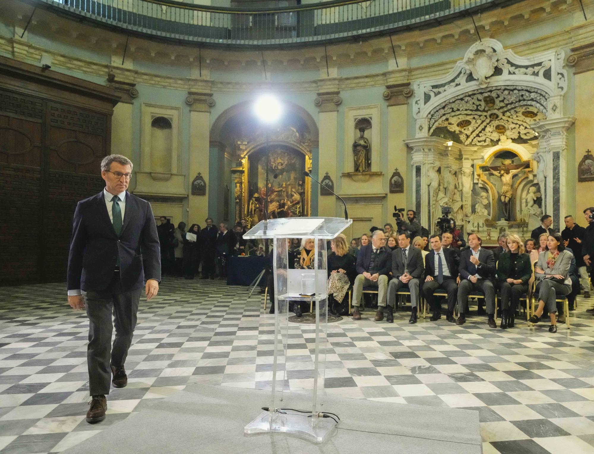 Feijoo Firma Pacto de Calidad Institucional