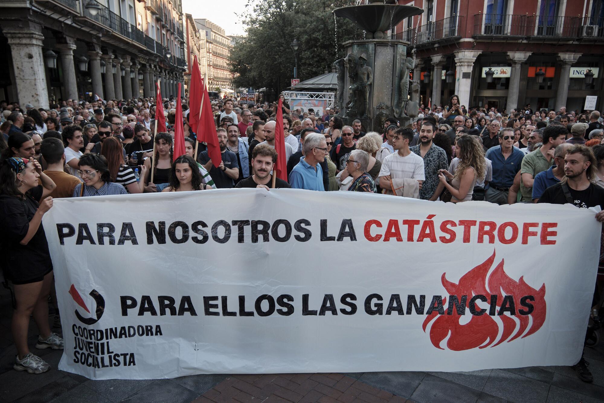 Manifestación Valladolid 20 de agosto Incendios Galeria - 3