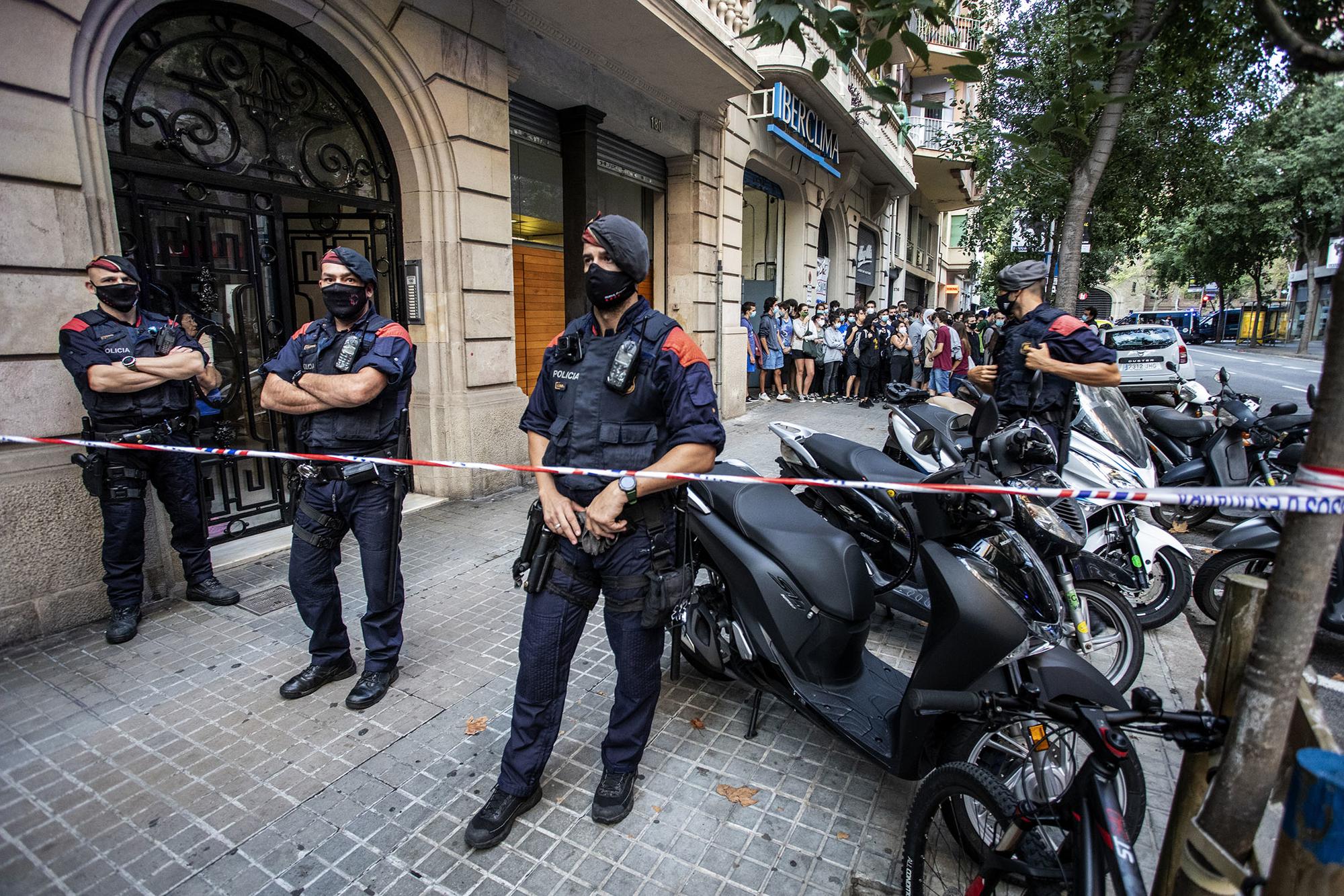 Desahucios Barcelona mossos