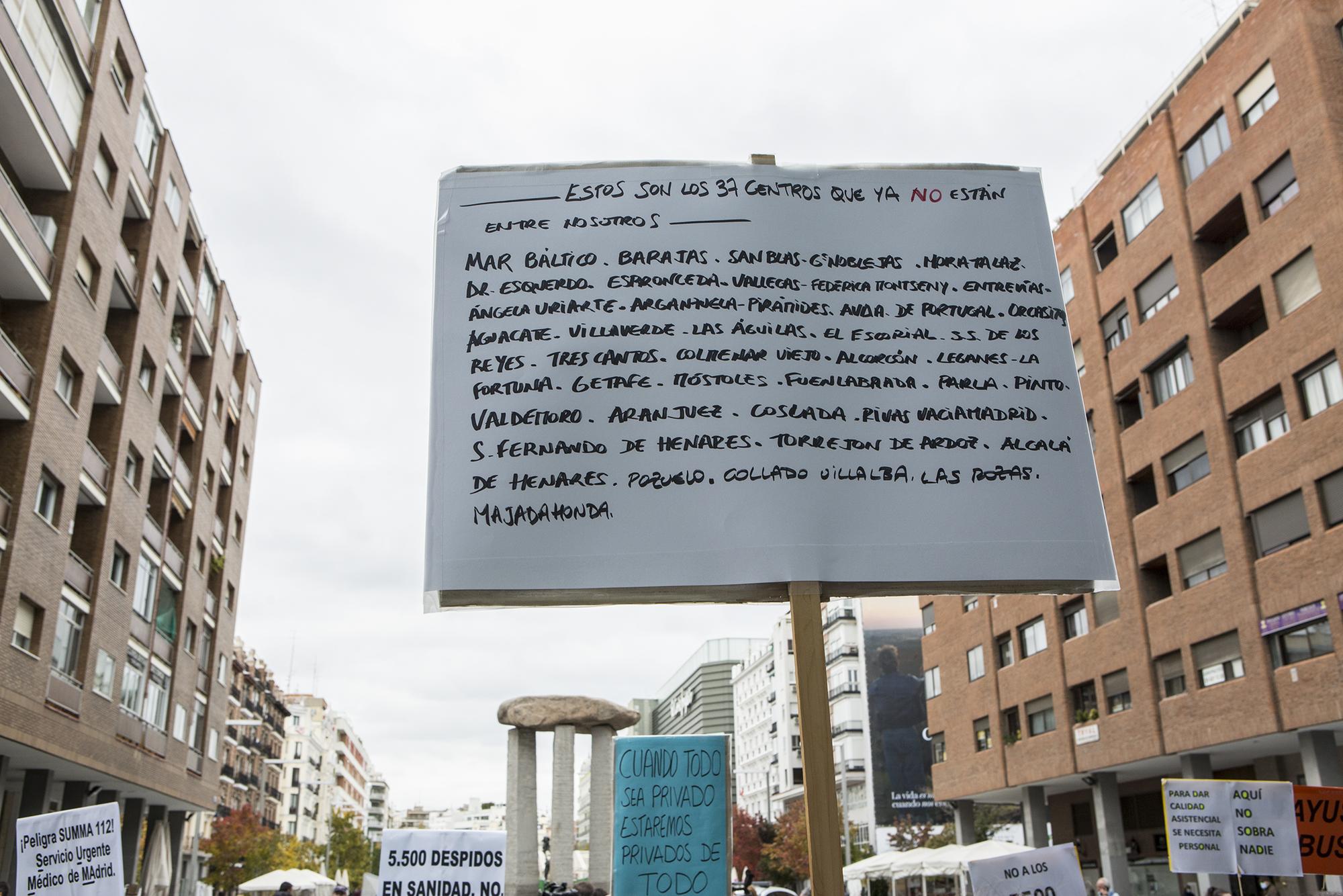 concentración en el Wizink contra el cierre de los Servicios de Urgencia de la Atención Primaria en la Comunidad de Madrid - 8