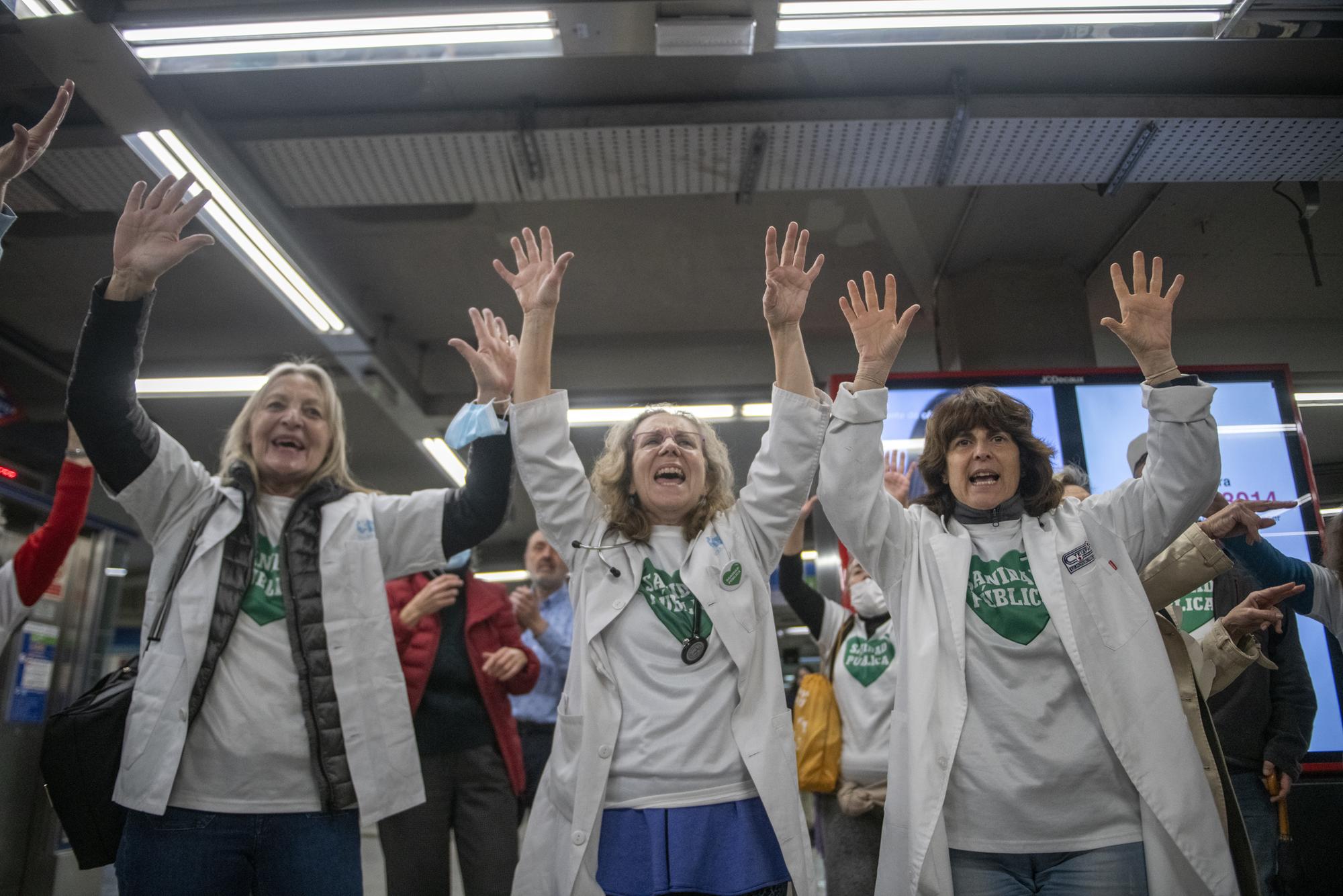 Acción metro sanidad pública