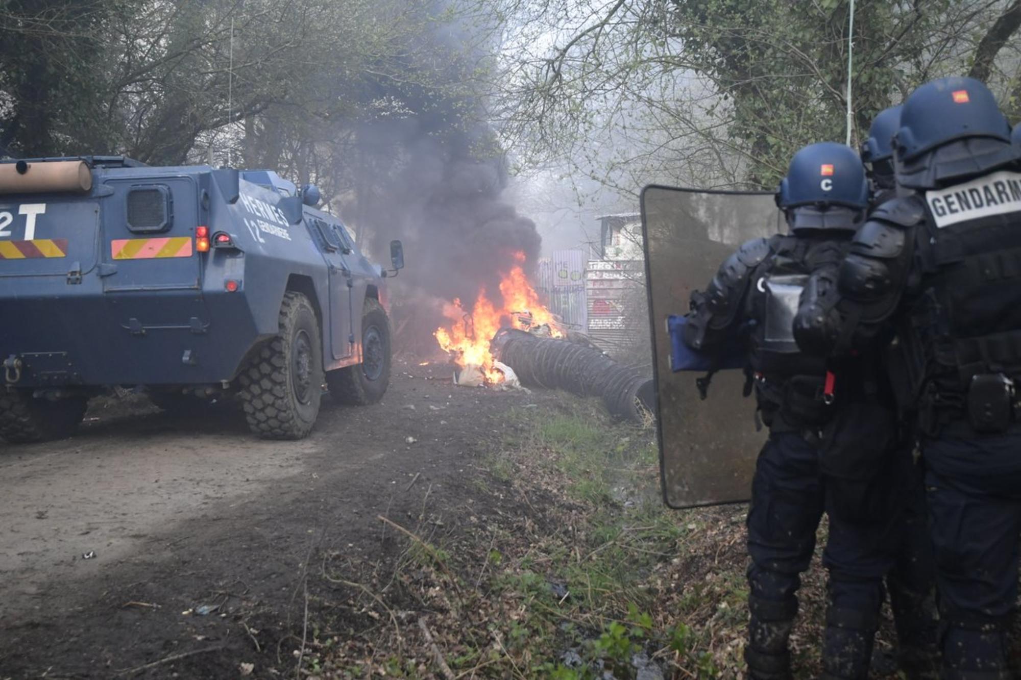 Tanquetas Gendarmería Notre-Dame-des-Landes