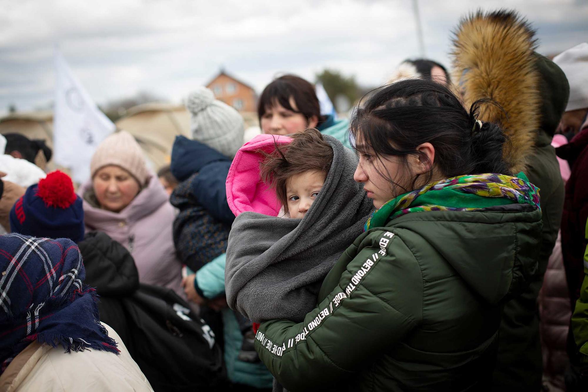 Ucranianos refugiados en Tesco - 12