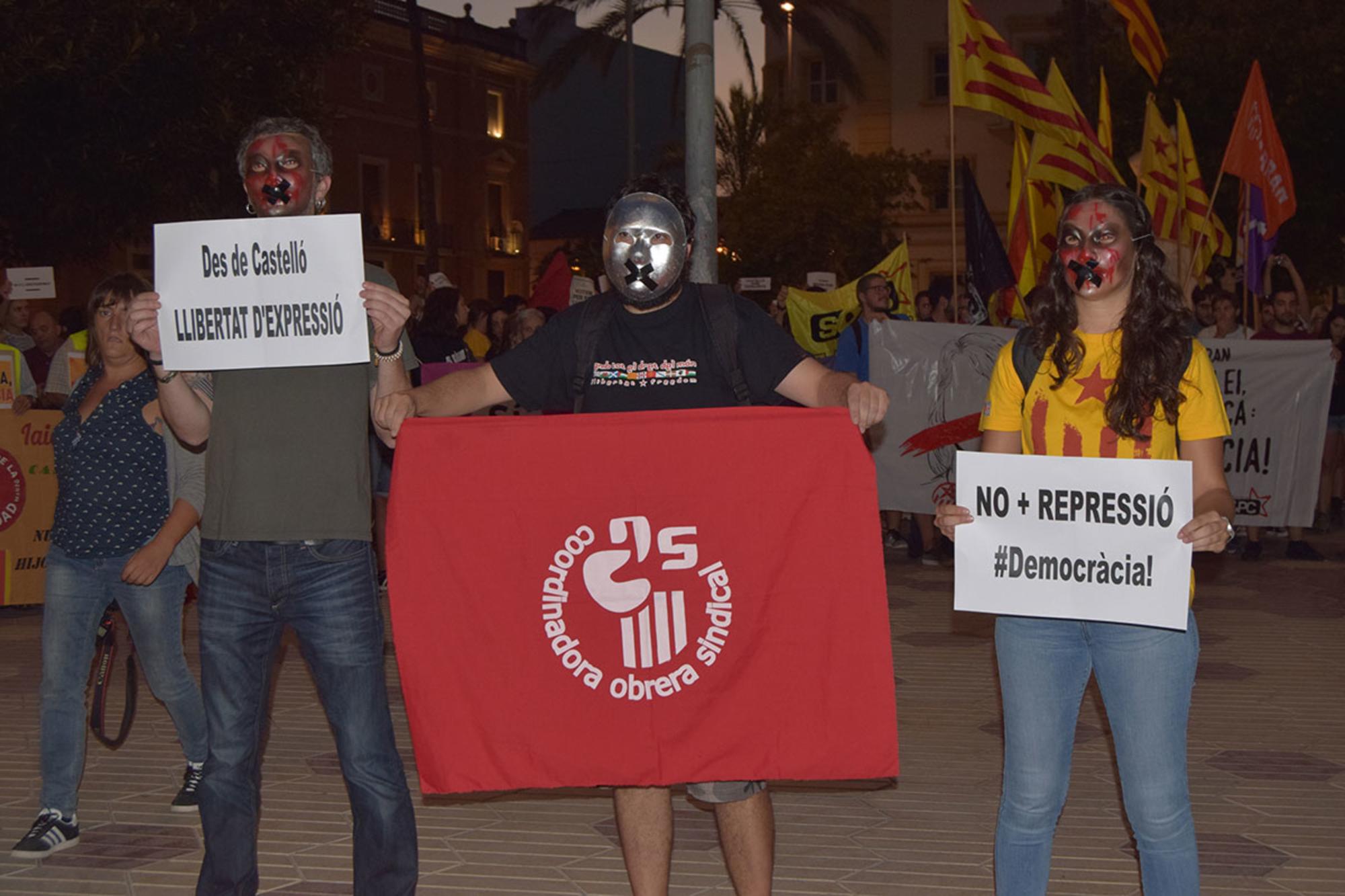 Pancarta Castelló apoyo Catalunya