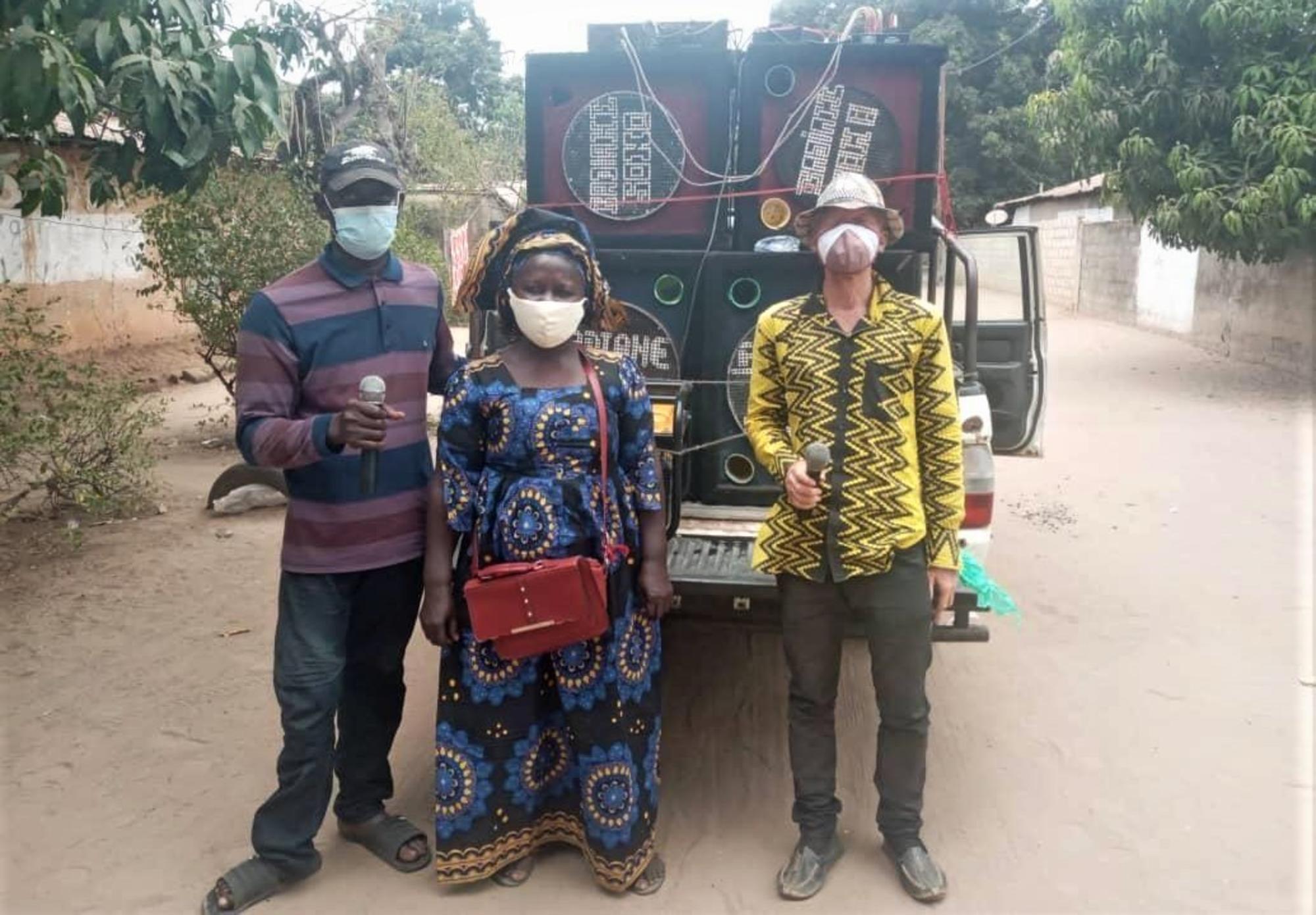 Representantes de la Unión Regional de Organizaciones de Personas con Diversidad Funcional- UROPH, durante una acción de sensibilización en Ziguinchor, abril de 2020