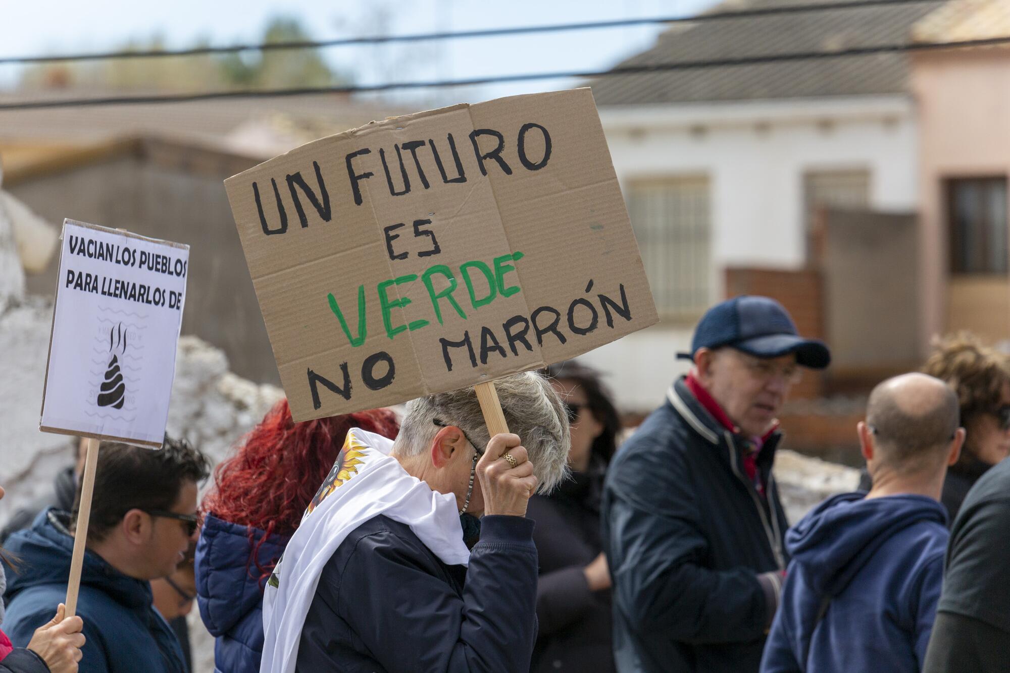 Cuenca se levanta contra las plantas de biogás - 11