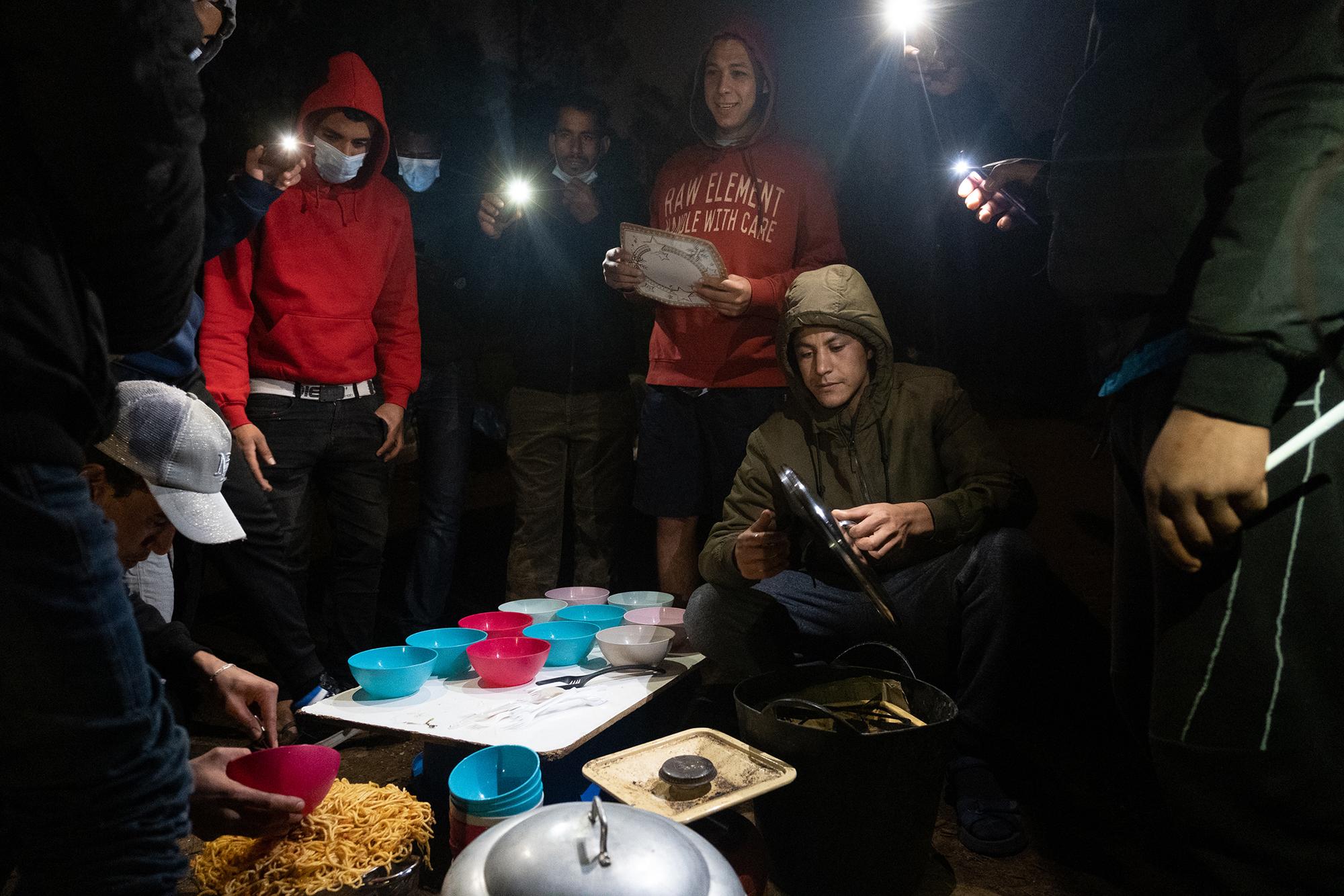 Campamento externo en Las Raices.  - 11