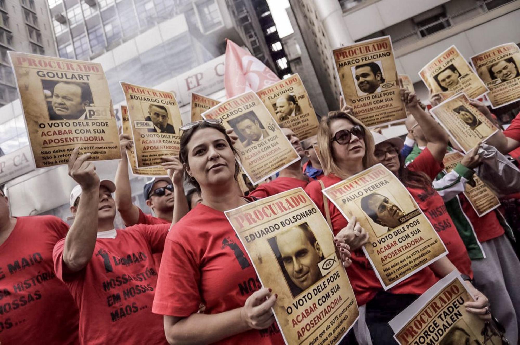 Movilización de afrobrasileños y colectivos lgtb contra Bolsonaro.