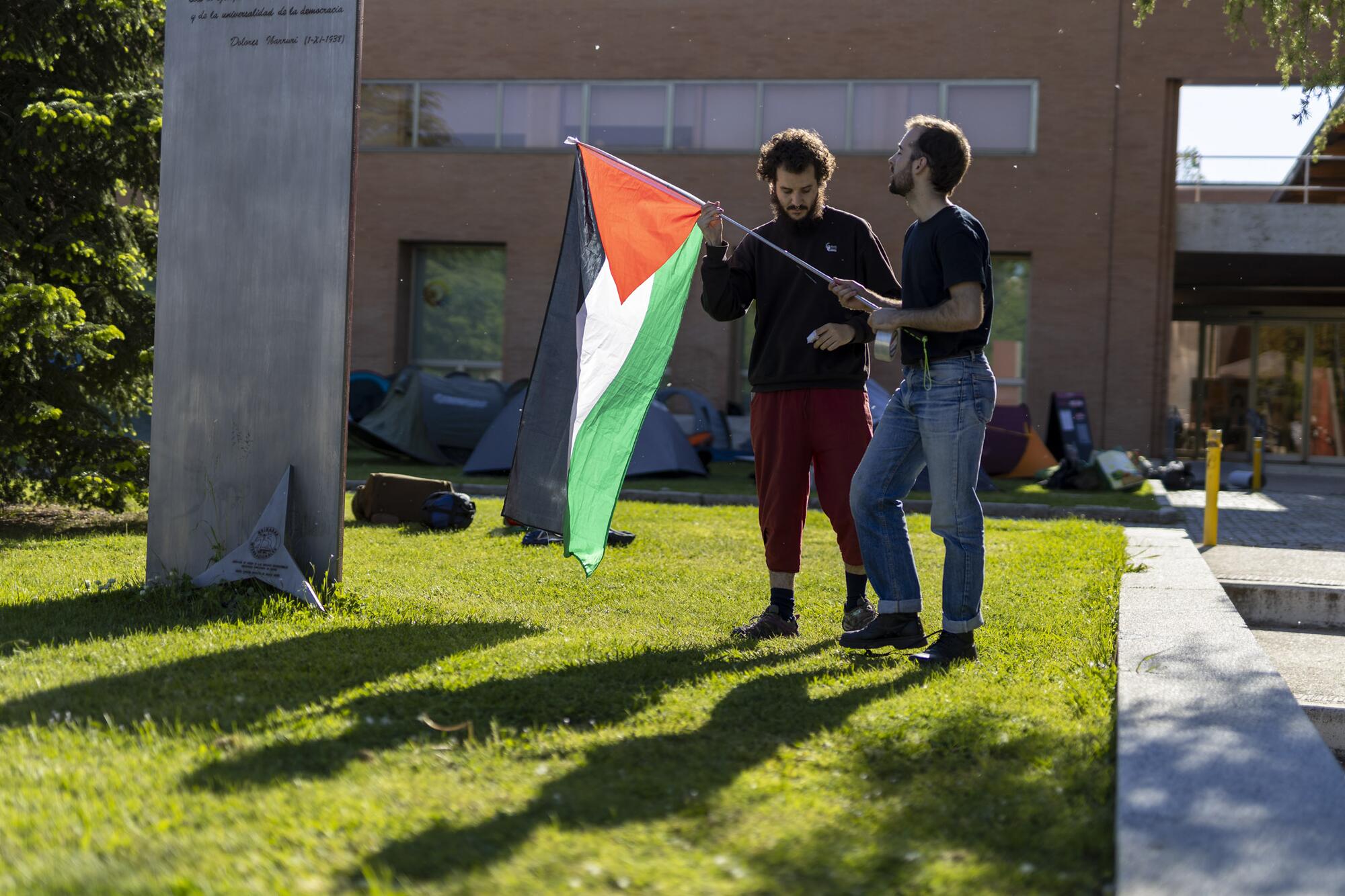 Acampada Palestina Complutense 14-05-25 - 4
