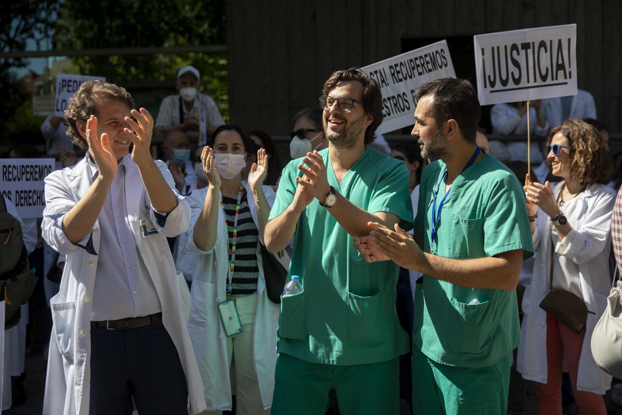 Huelga de medicos contra la temporalidad - 14