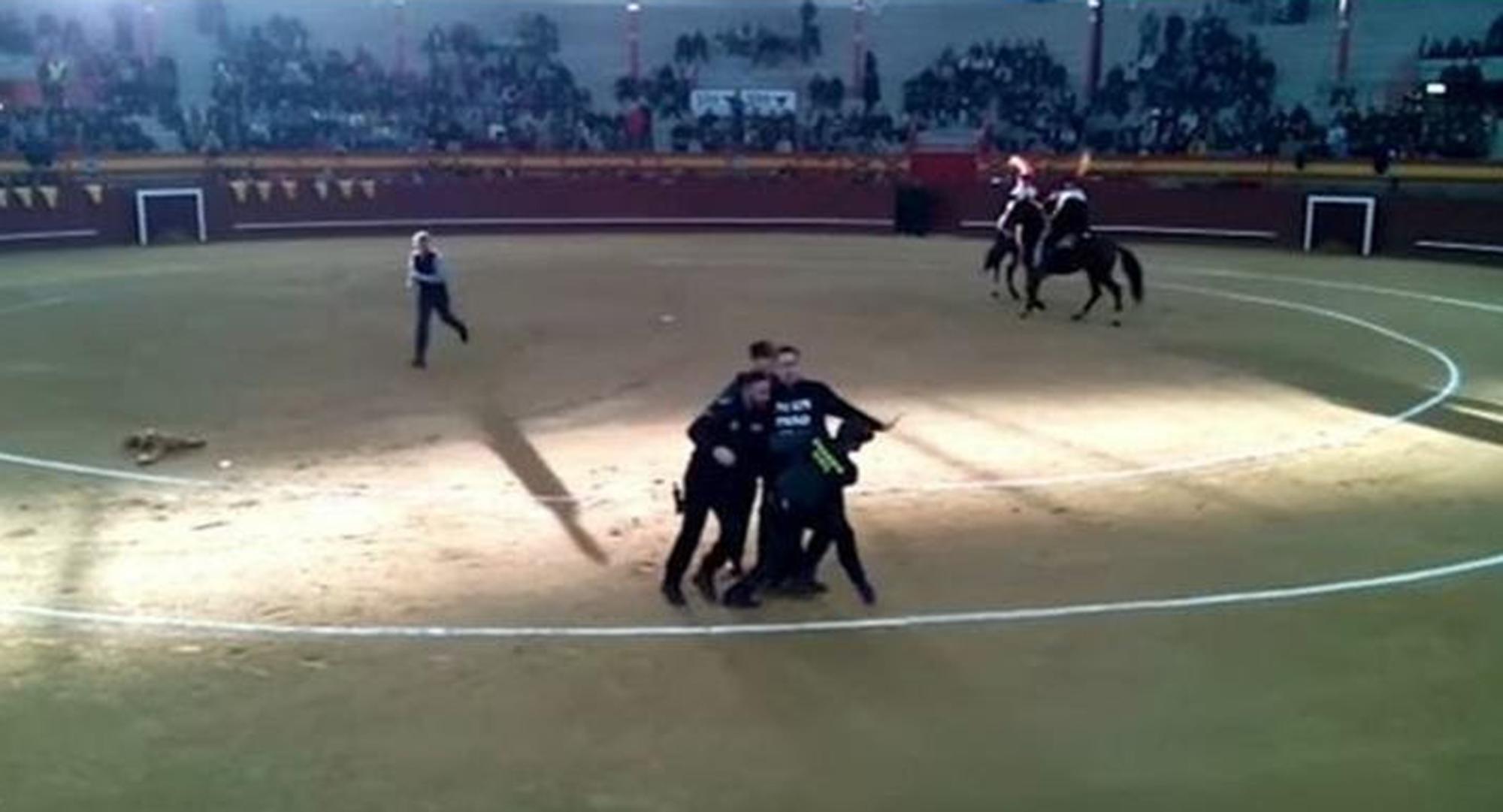 Agresión a ÓScar del Castillo