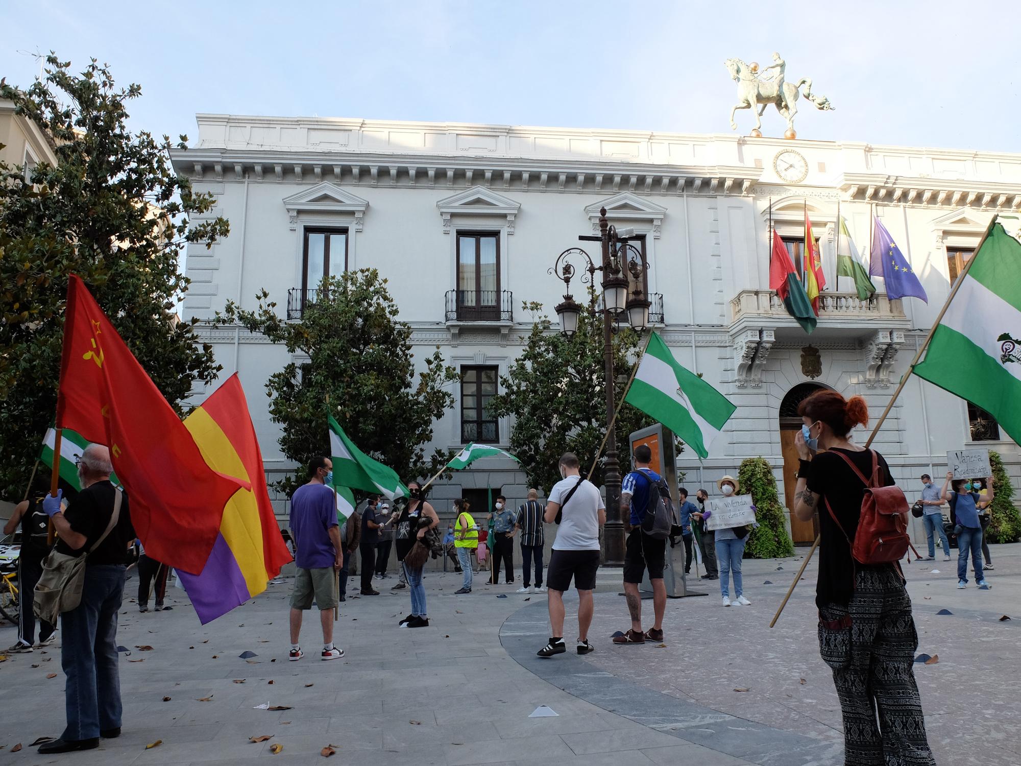 Mani Granada 23 mayo 2020 emergencia social servicios públicos 01