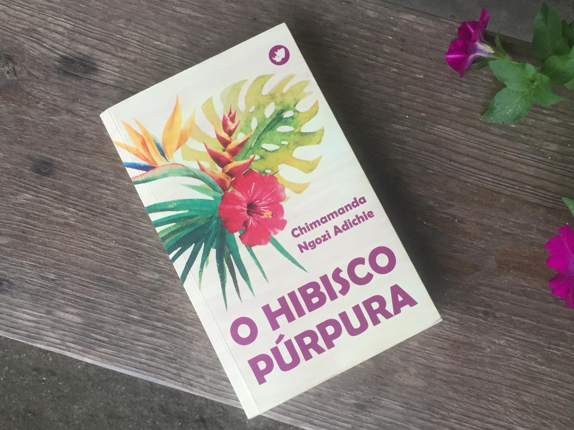 O hibisco púrpura Rinoceronte