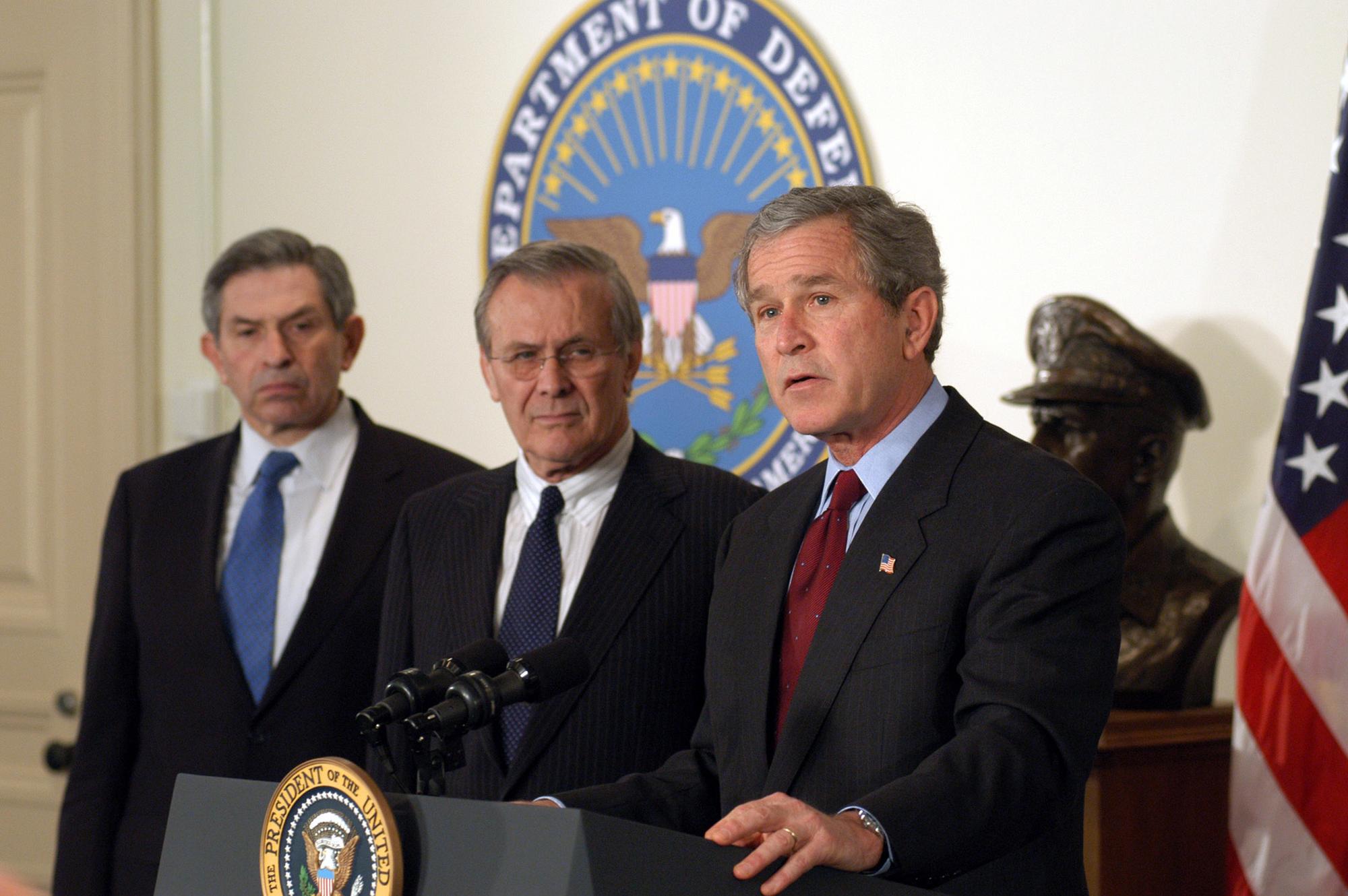 Bush Wolfowitz 2003