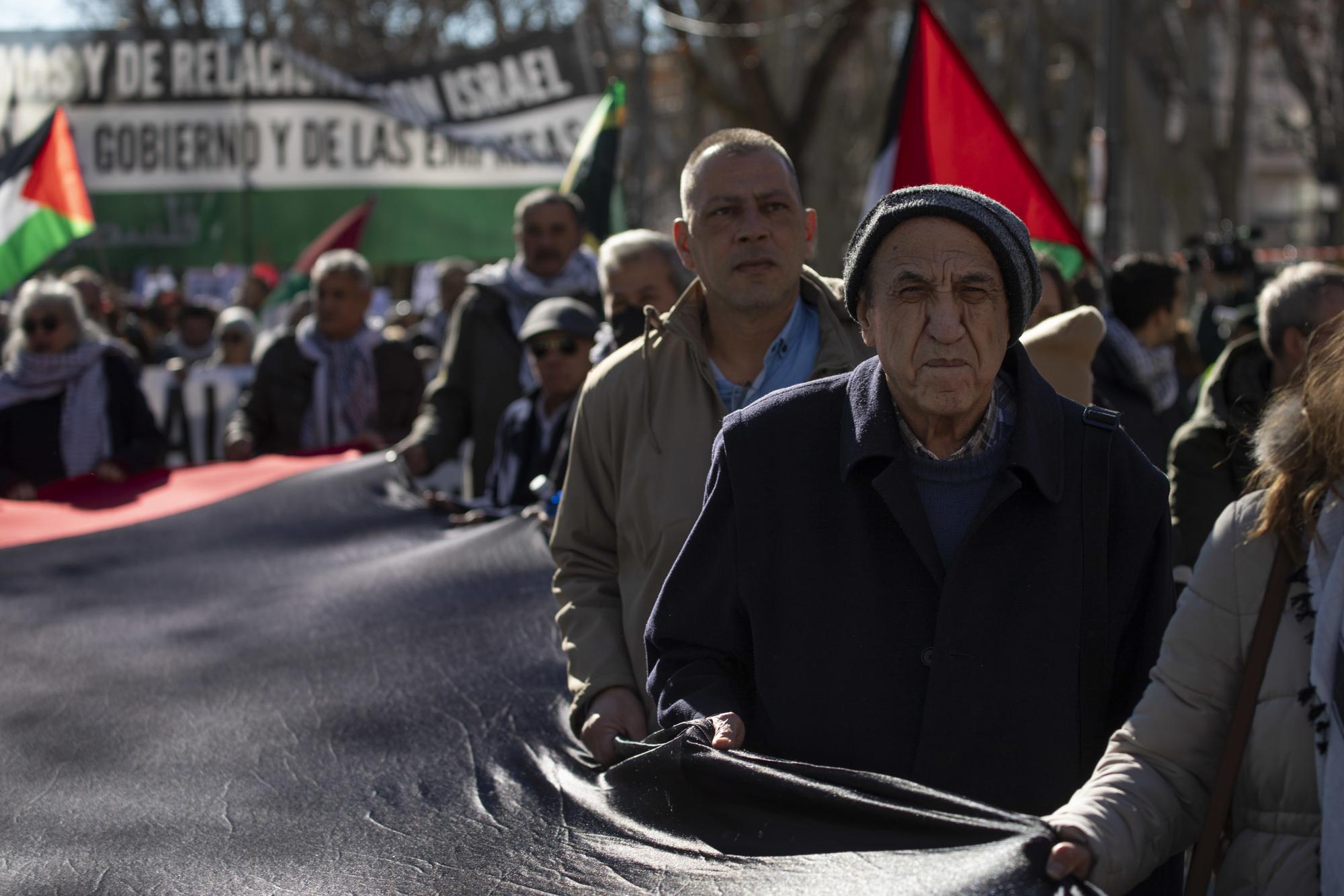 Más de 50.000 personas en Madrid contra el genocidio en Gaza y en apoyo al pueblo palestino - 13