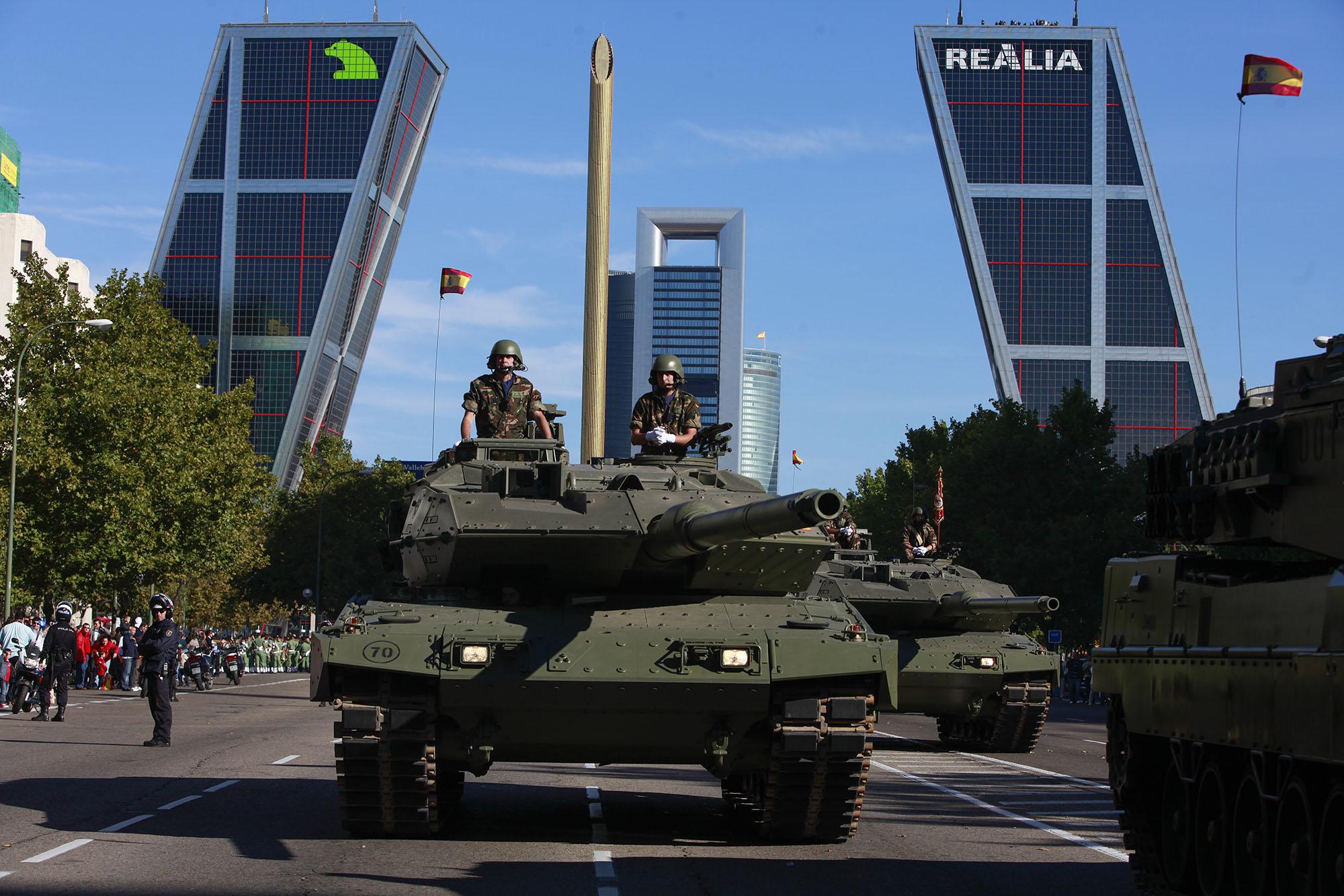 Tanque desfile 12 octubre