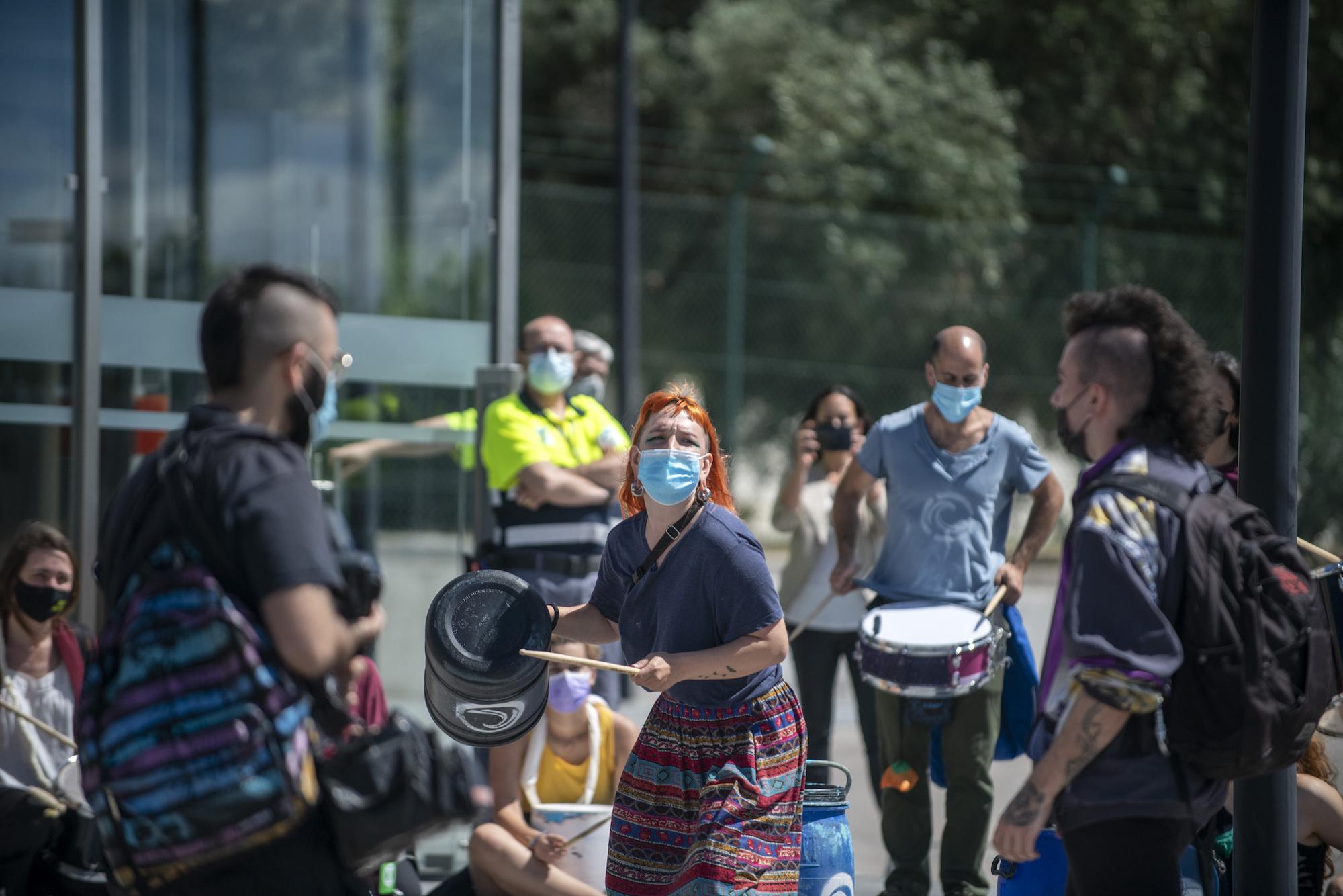 Rebelión por el Clima bloquea la sede de Repsol en Móstoles - 13