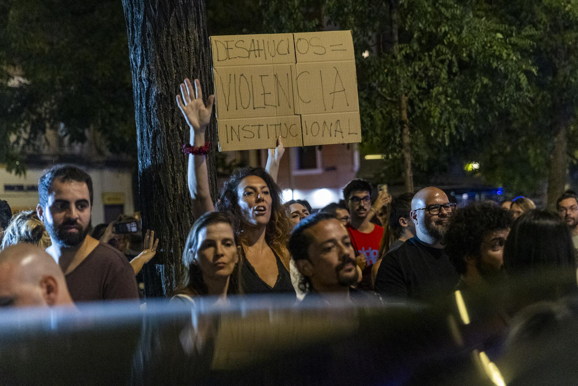 Acampada desahucio Marii Carmen 22-09-26 - 18