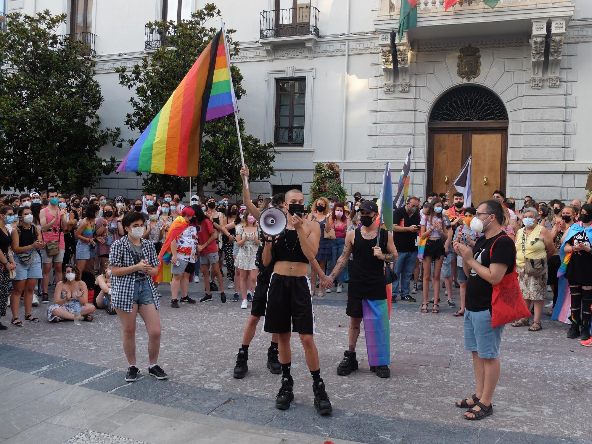 Concentración en la Plaza del Carmen, Granada. 