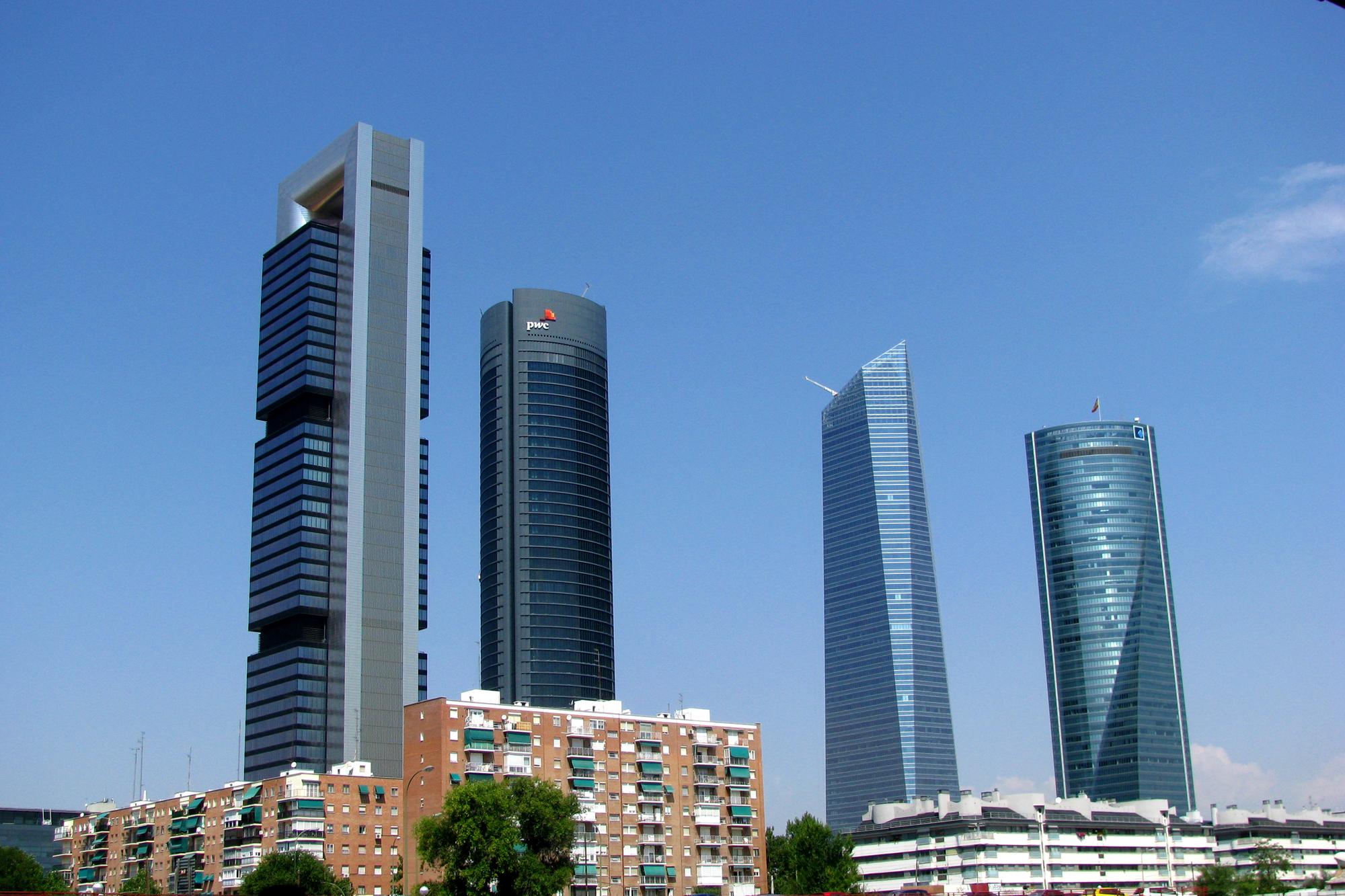 pwc-deloitte