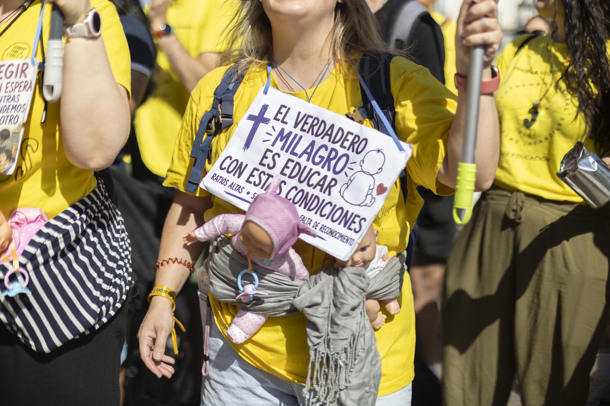 Via Crucis por la educación pública  0-3 - 11