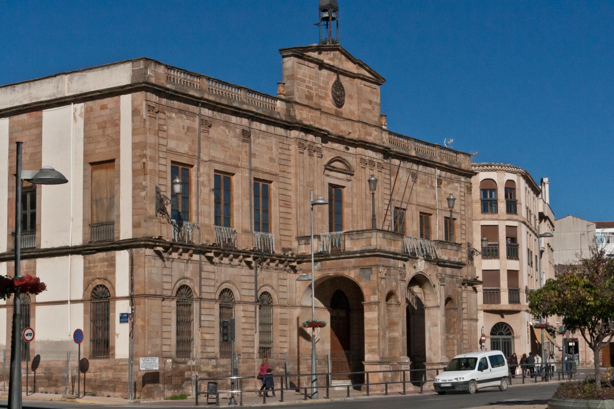 Linares
