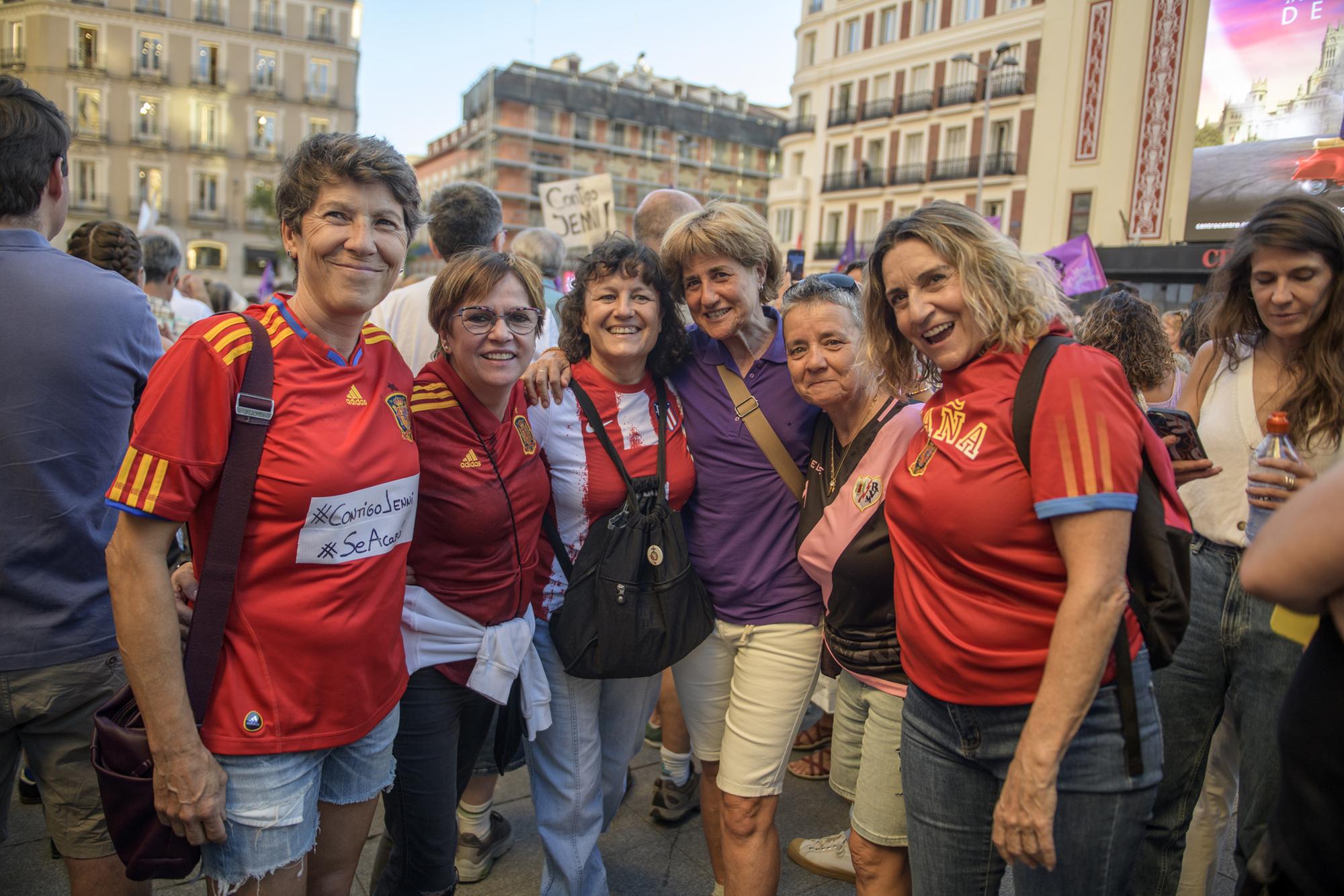 Concentración Callao Campeonas - 10