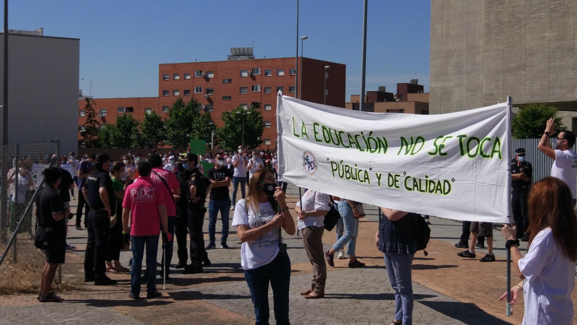 Concentración Recortes Educación Extremadura