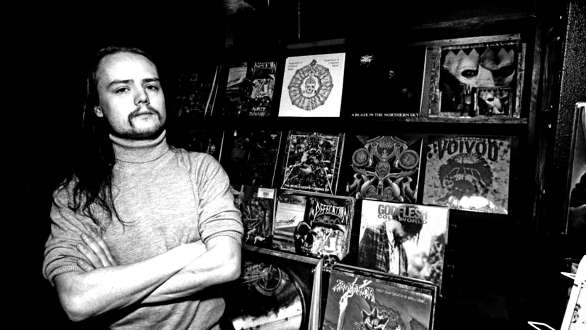 Mayhem fue fundada en 1984 por el guitarrista Øystein Aarseth (conocido inicialmente como Destructor, después Euronymous