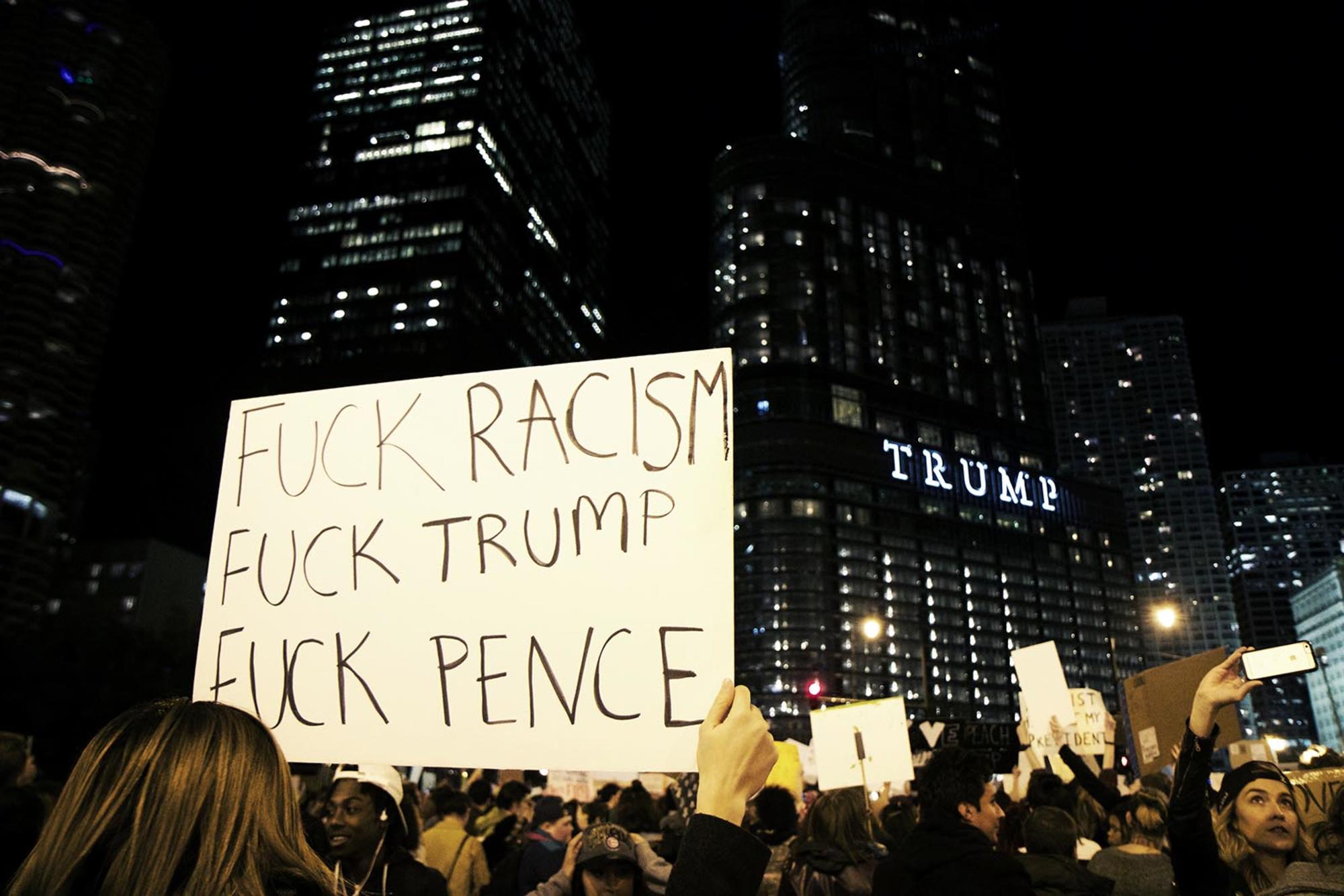 Chicago se manifesta contra Donald Trump.