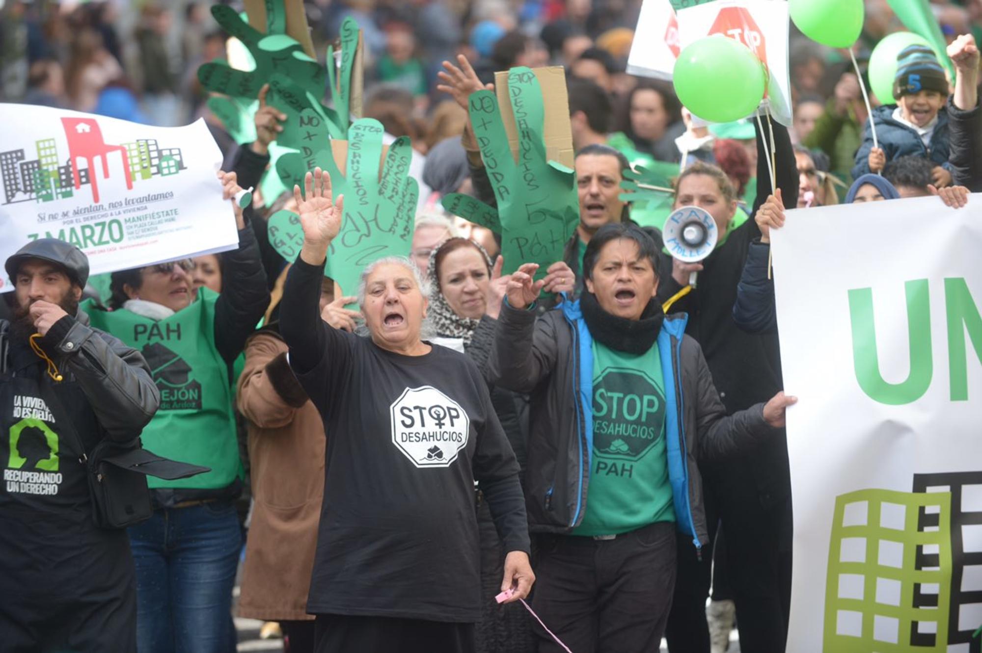 Manifestación Ley de Vivienda de la PAH.