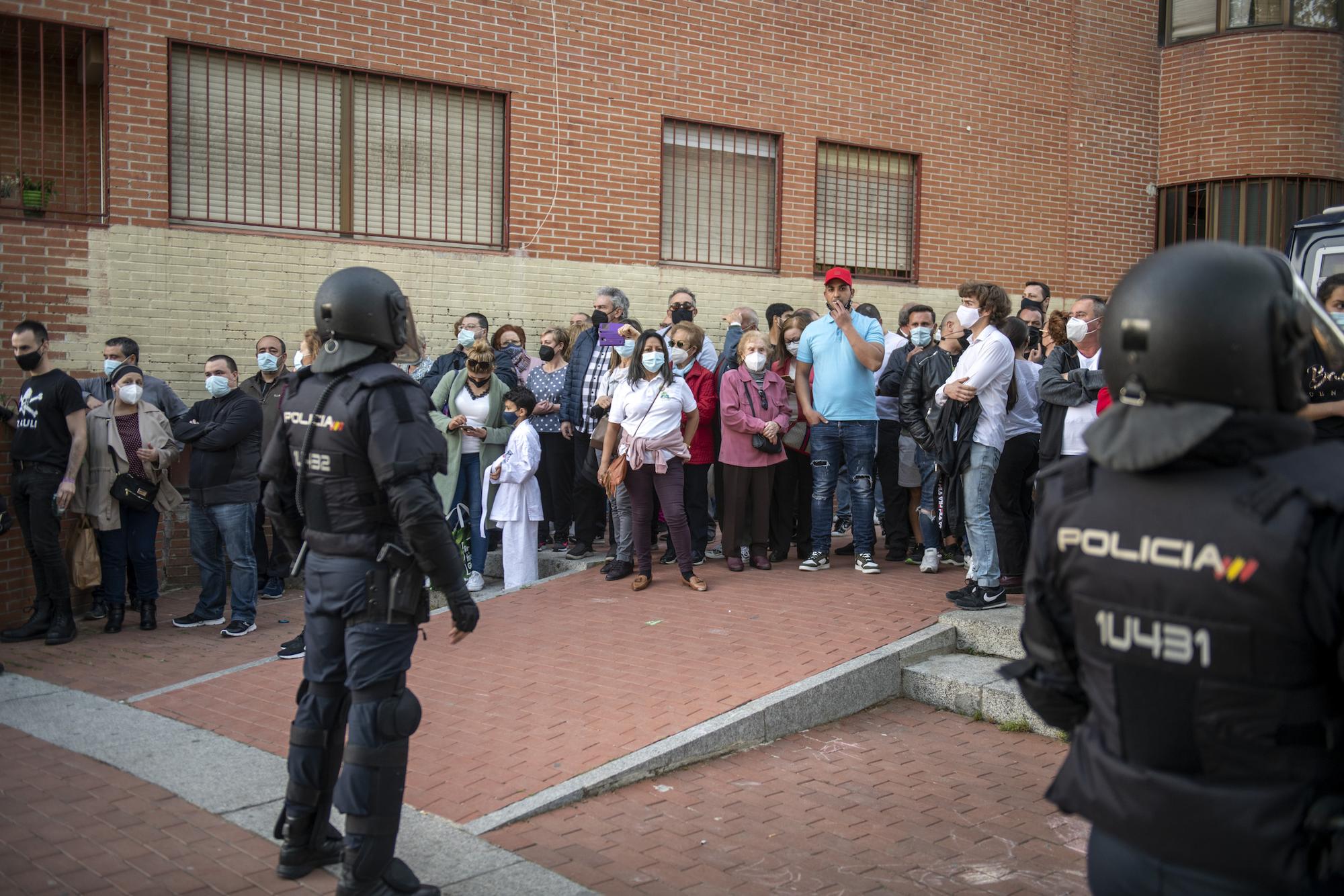 Mitín de Vox en Vallecas y carga policial - 14