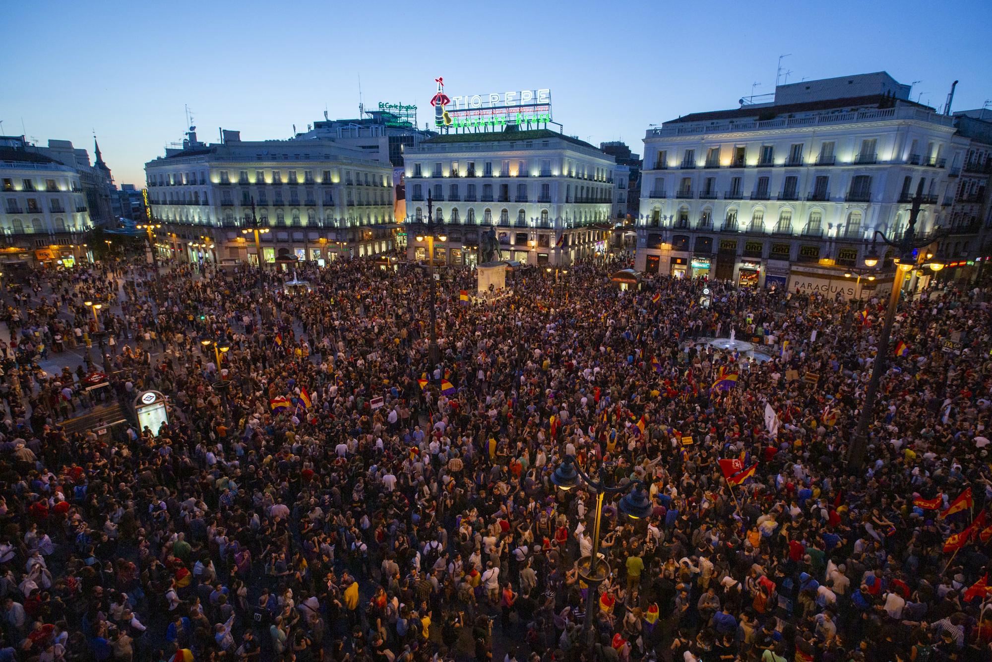 Manifestacion Abdicacion Juan Carlos I