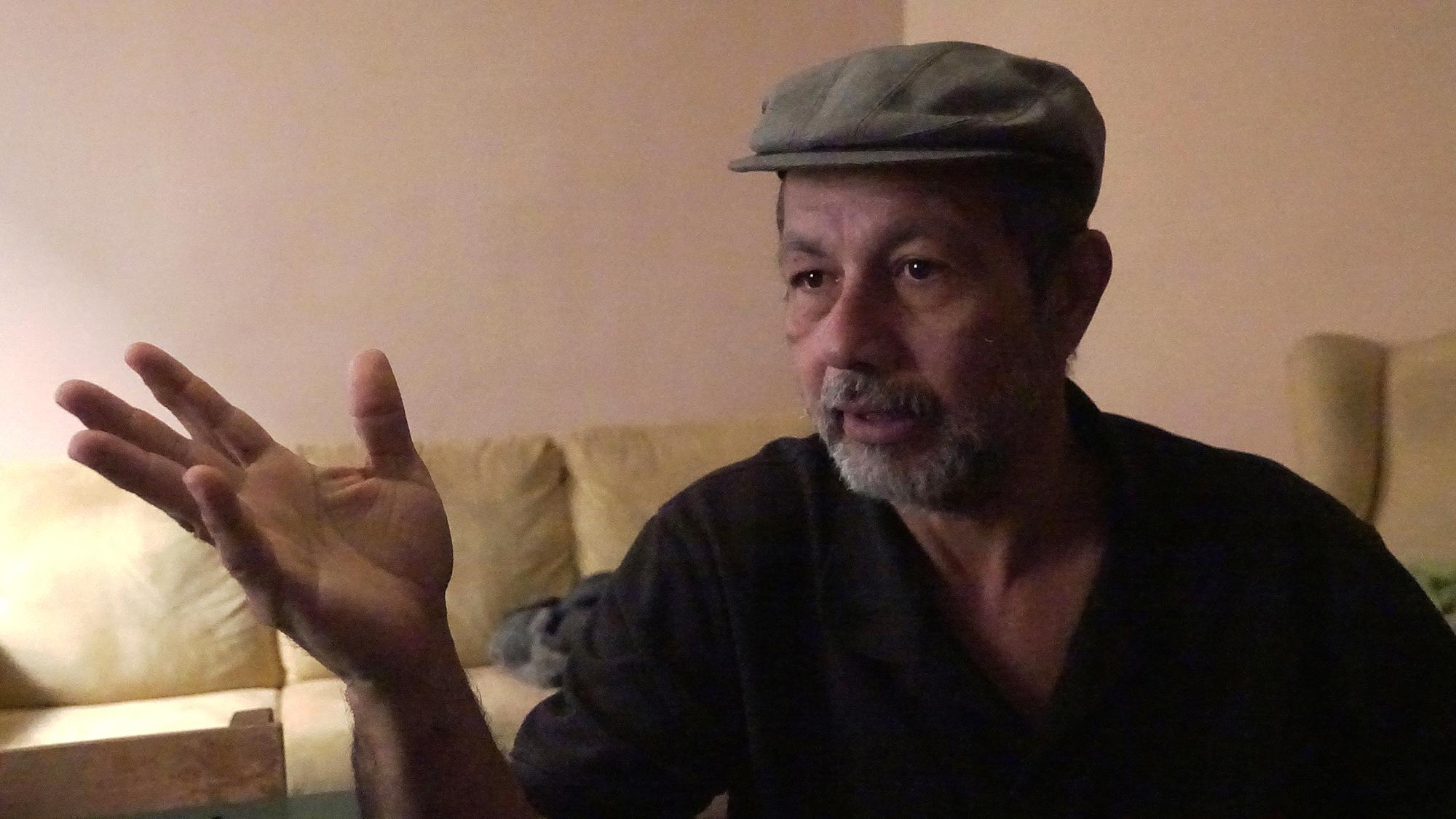 El escritor y periodista venezolano José Roberto Duque.