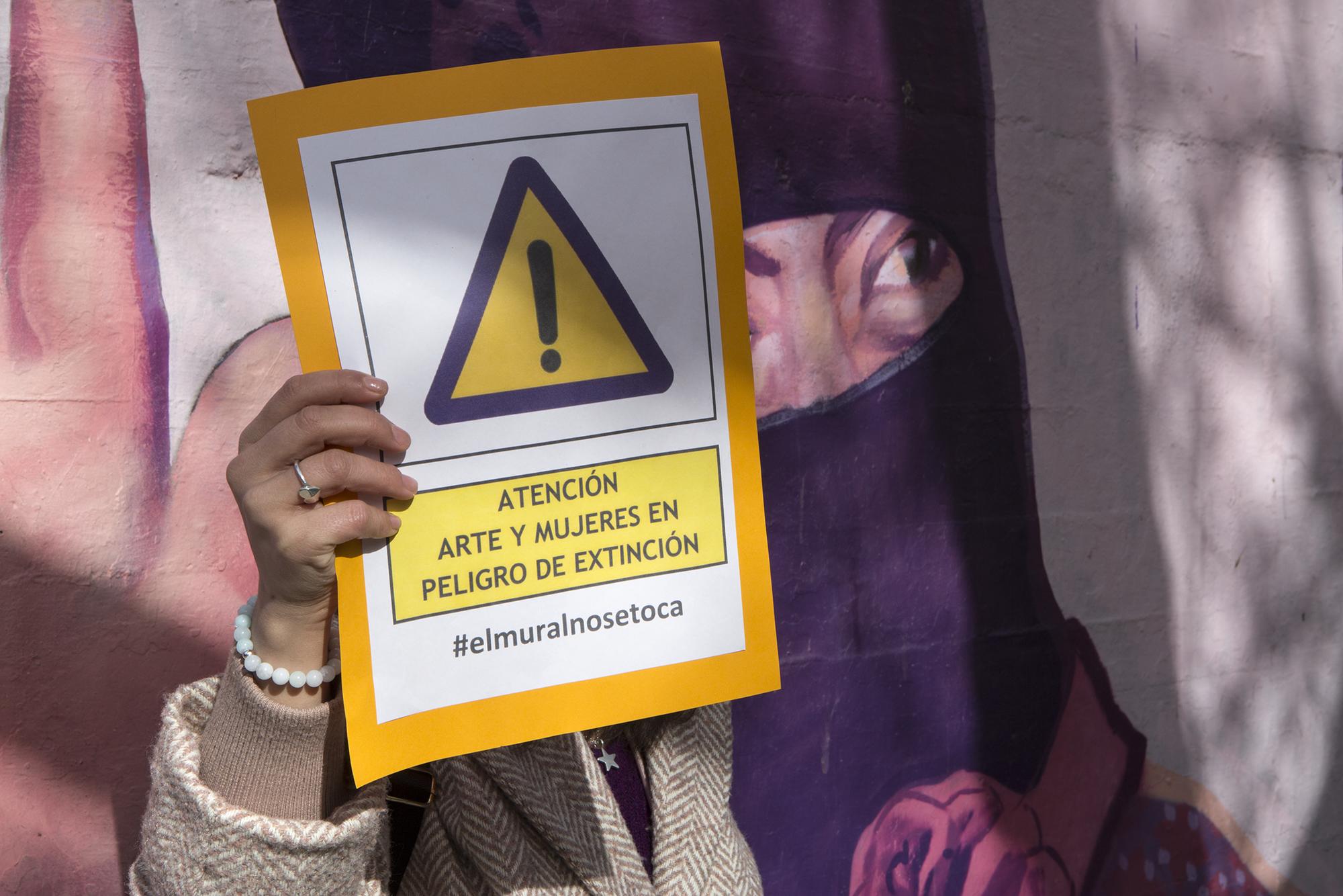 Concentración frente al mural feminista de La Concepción en protesta por su eliminación a propuesta de Vox. - 3