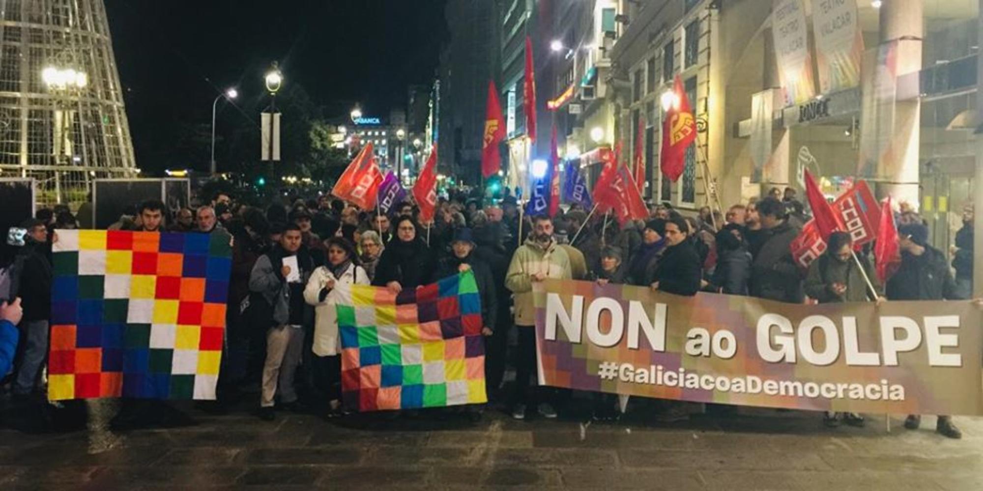 Concentración na Coruña contra o golpe en Bolivia