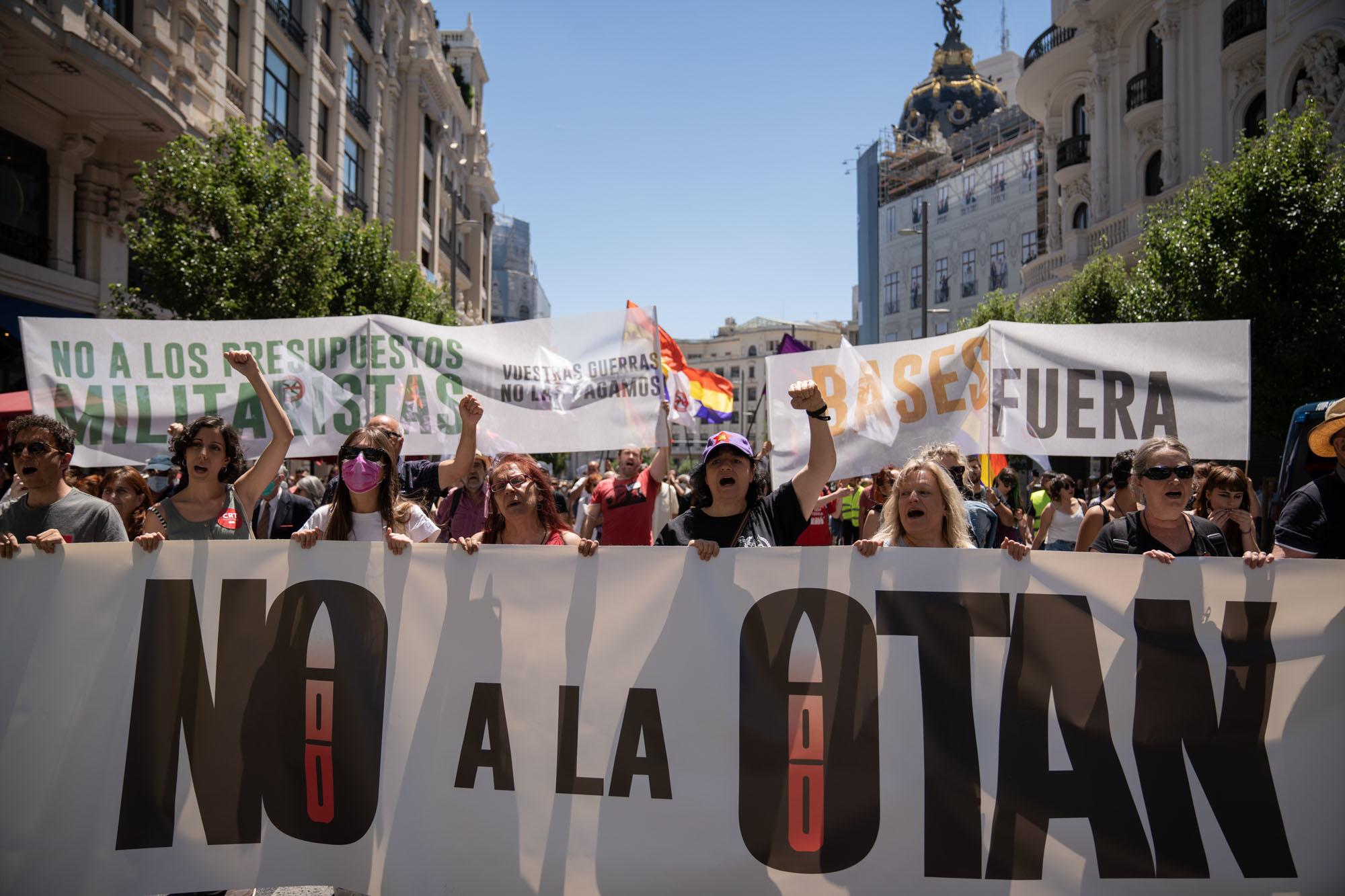 Manifestación contra la cumbre de la OTAN en Madrid - 19