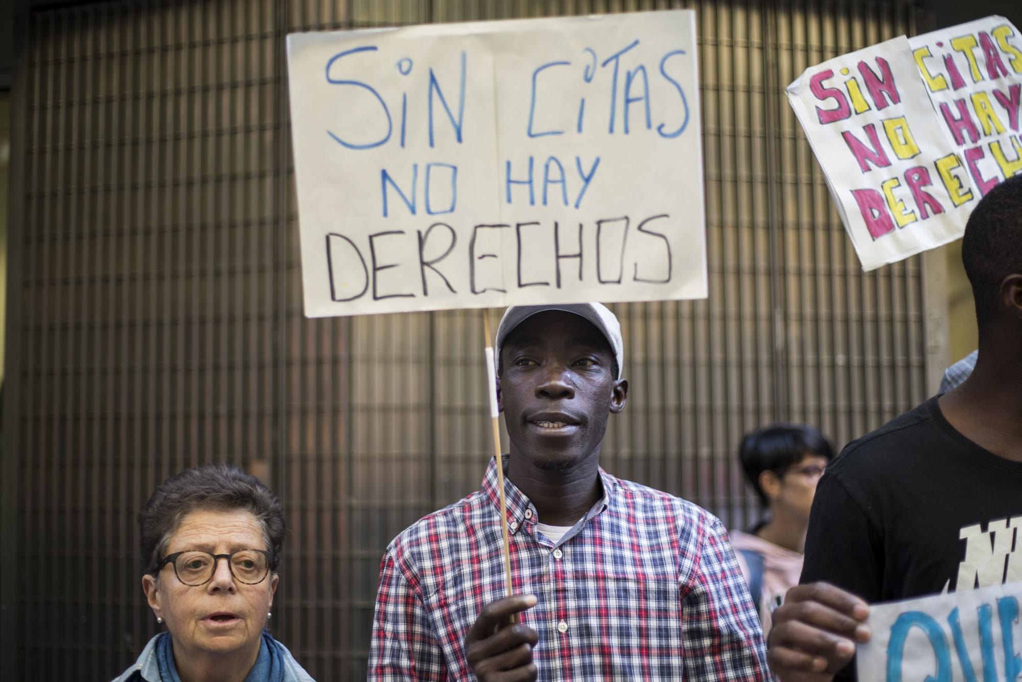 Migrantes sin citas medicas 2