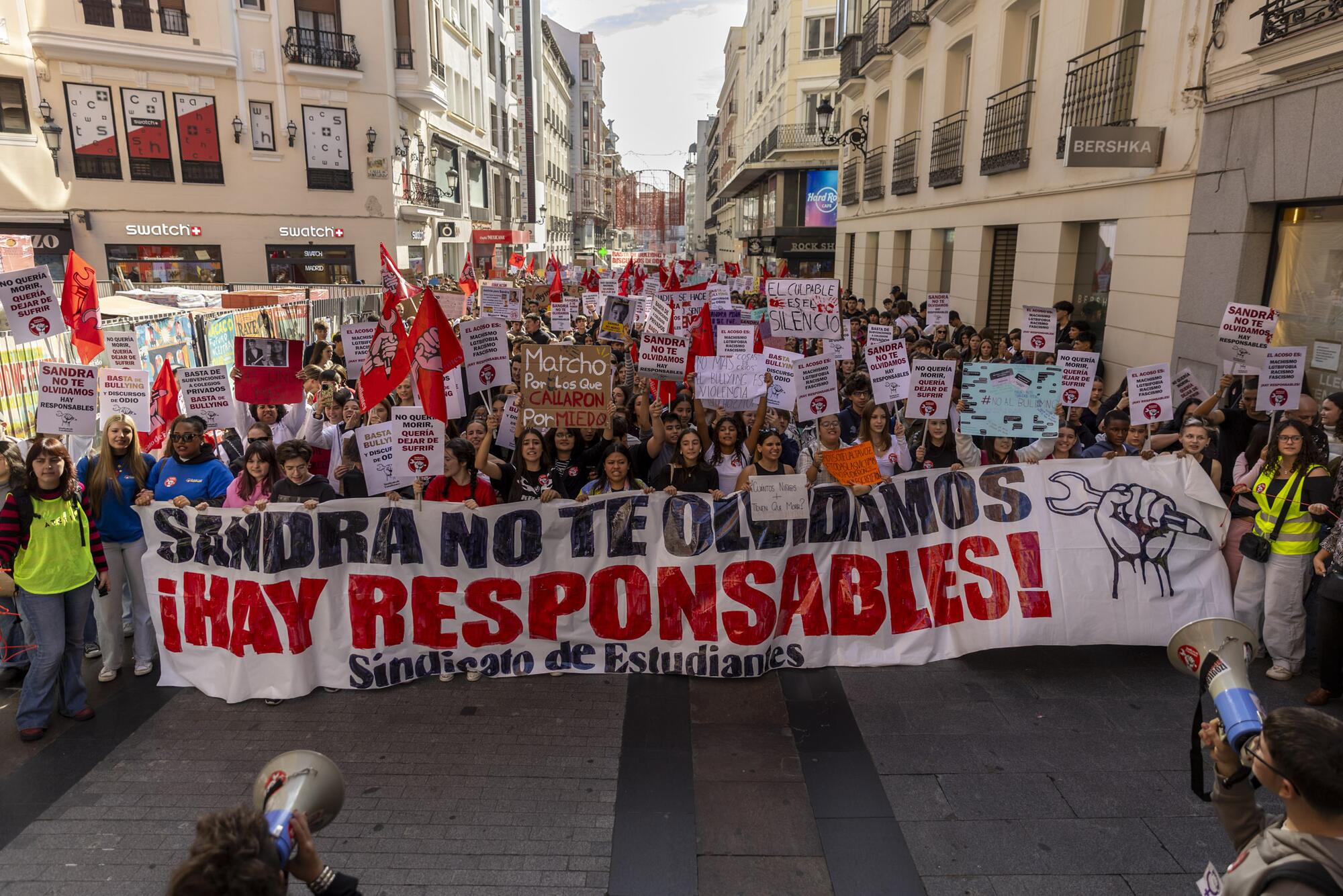 Manifestación  Acoso escolar justicia para Sandra - 6