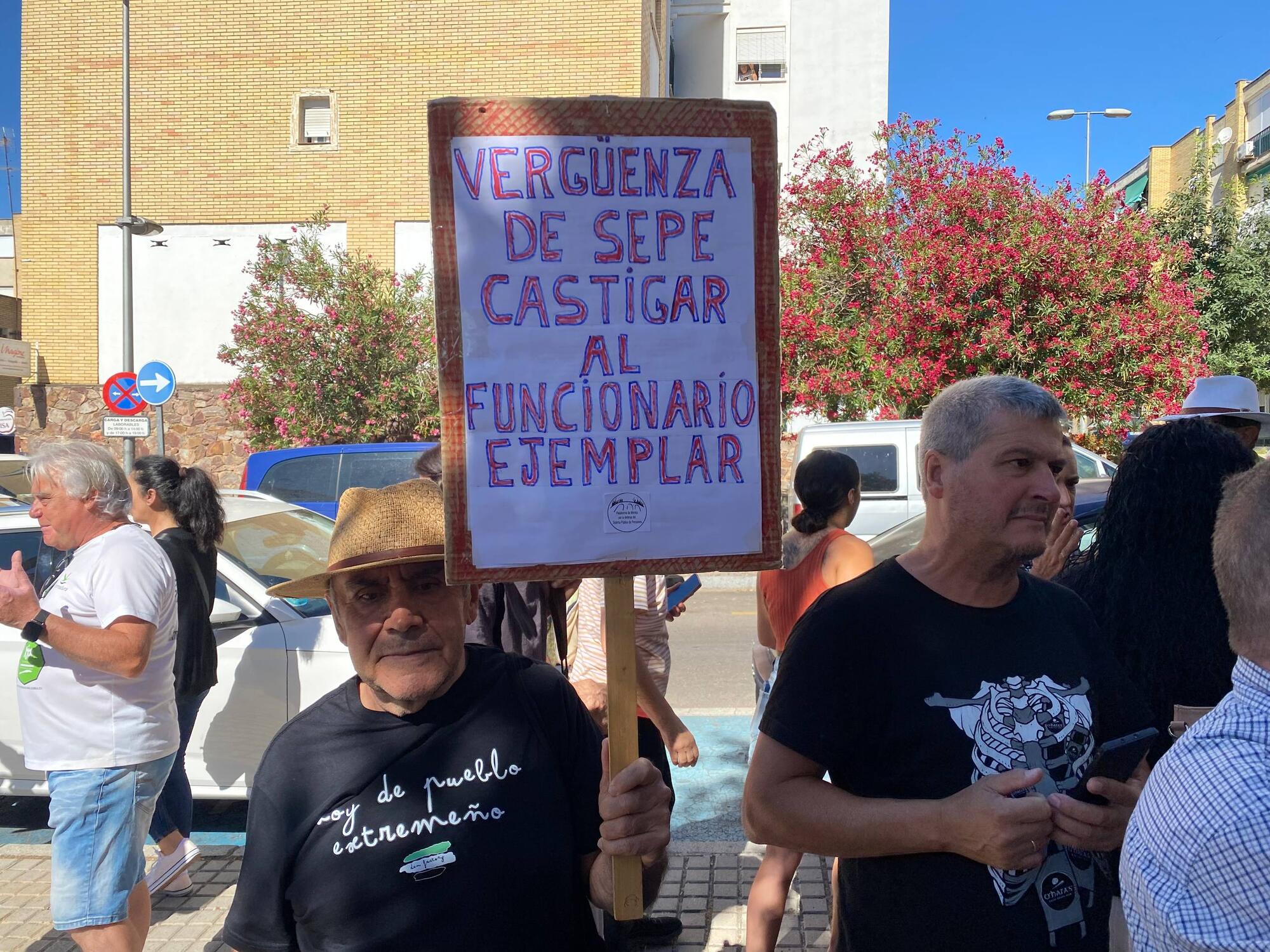 Concentración SEPE de Mérida