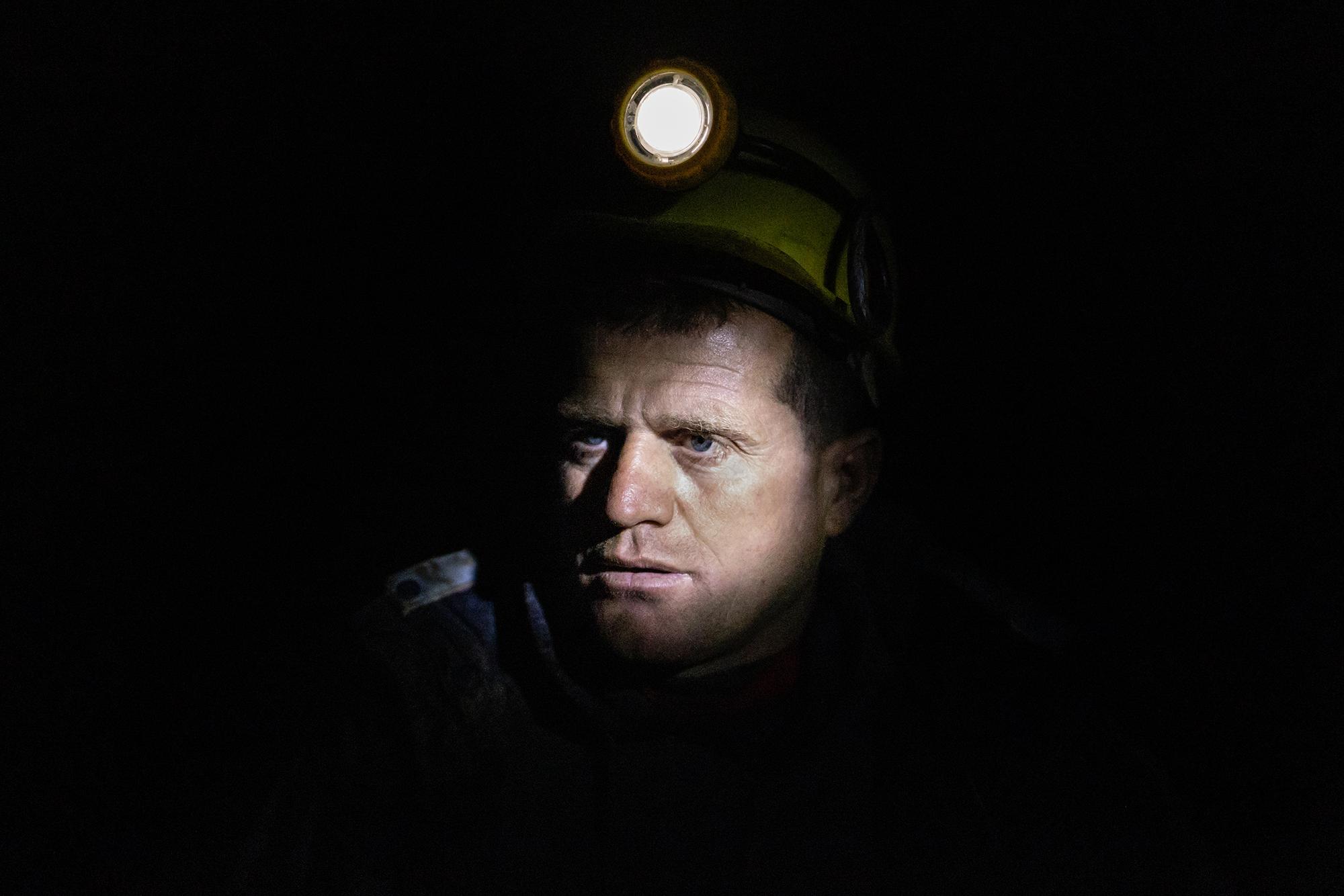 Un minero en Bulqizë, Albania