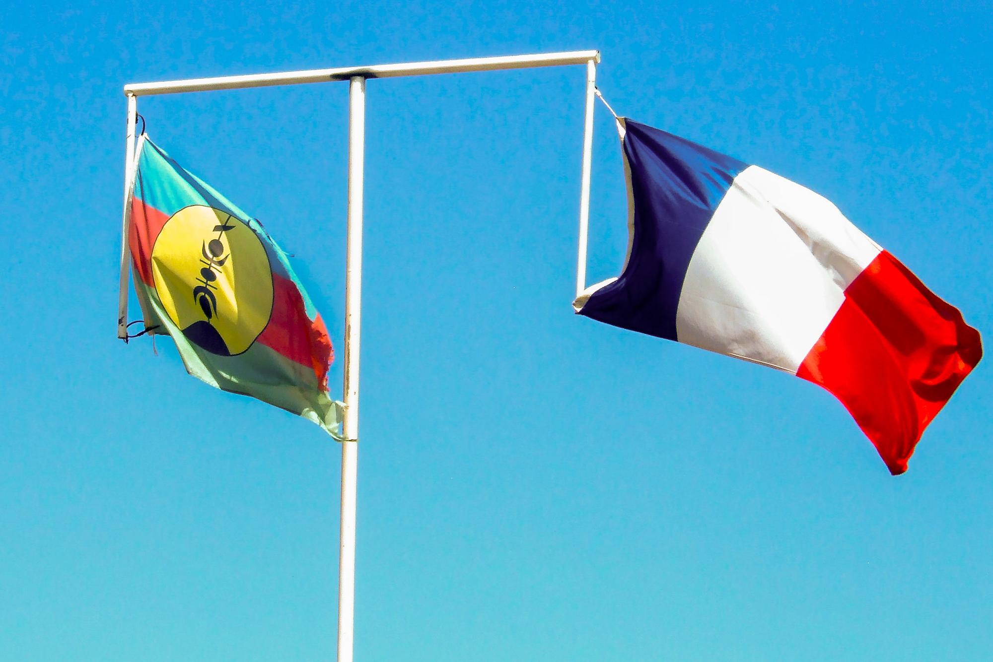 bandera Nueva Caledonia