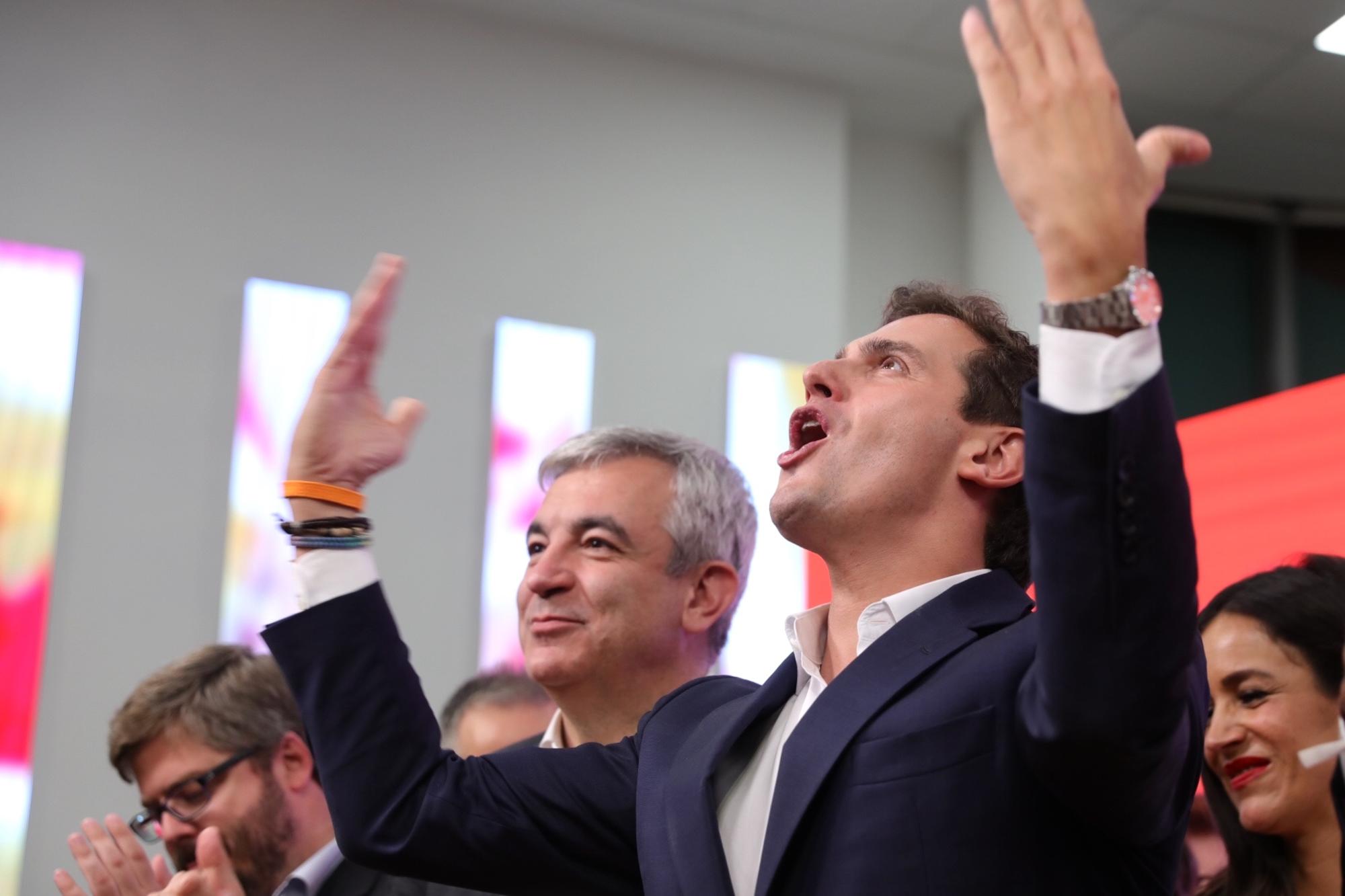 Noche electoral Ciudadanos 26M Albert Rivera festeja