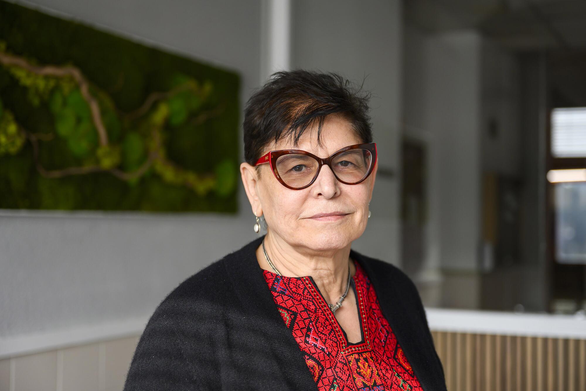 Rabab Abdulhadi entrevista 81 - 1