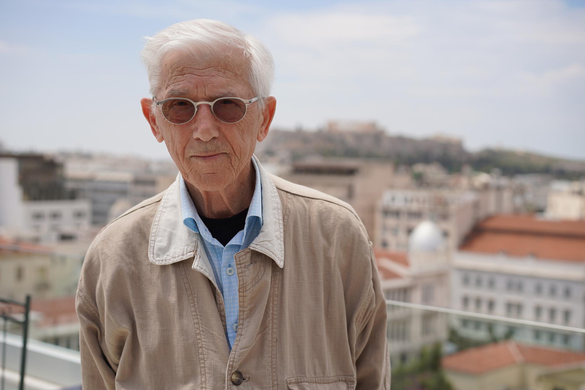 El escritor Theodor Kallifatides